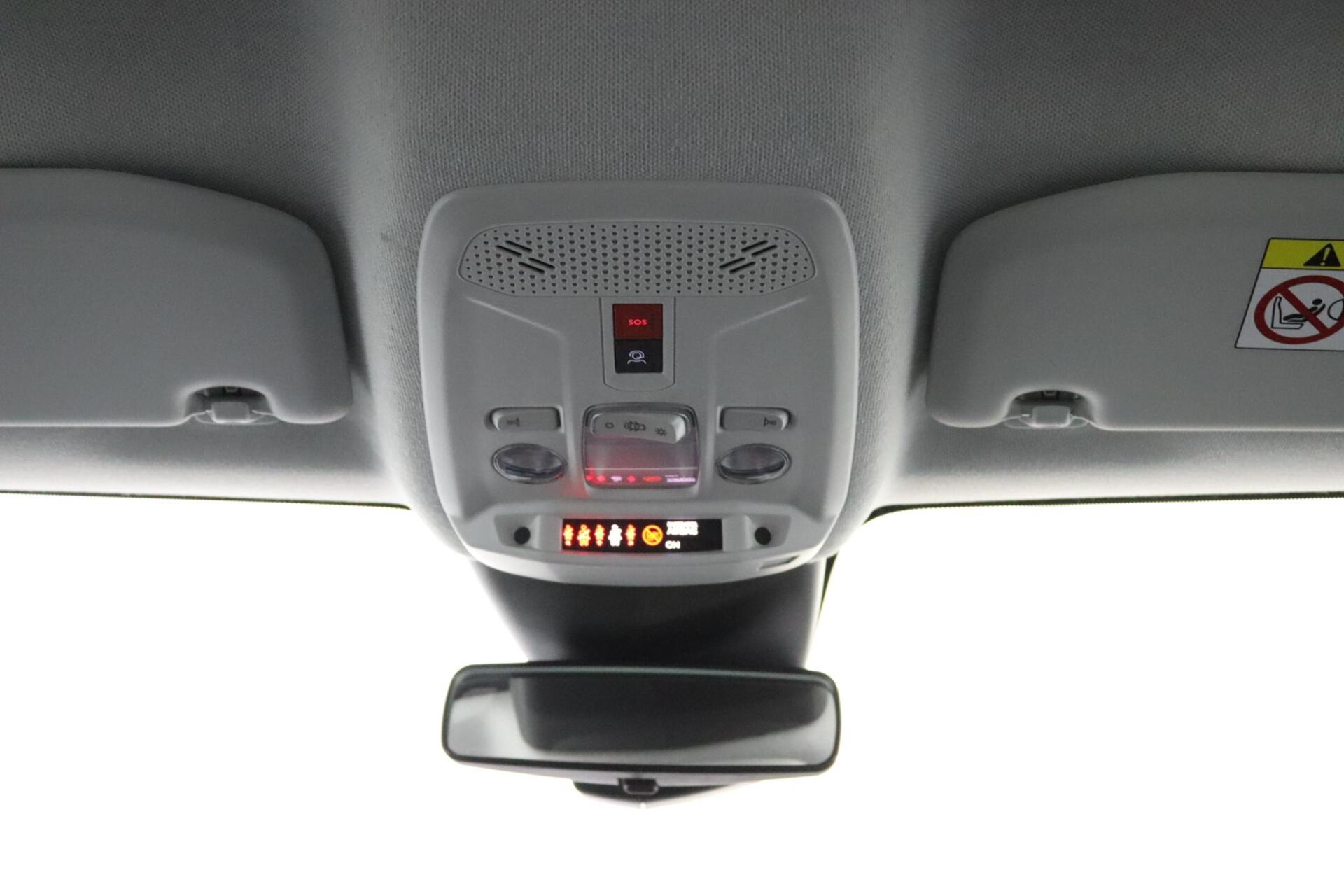 Foto van Citroen E-c4