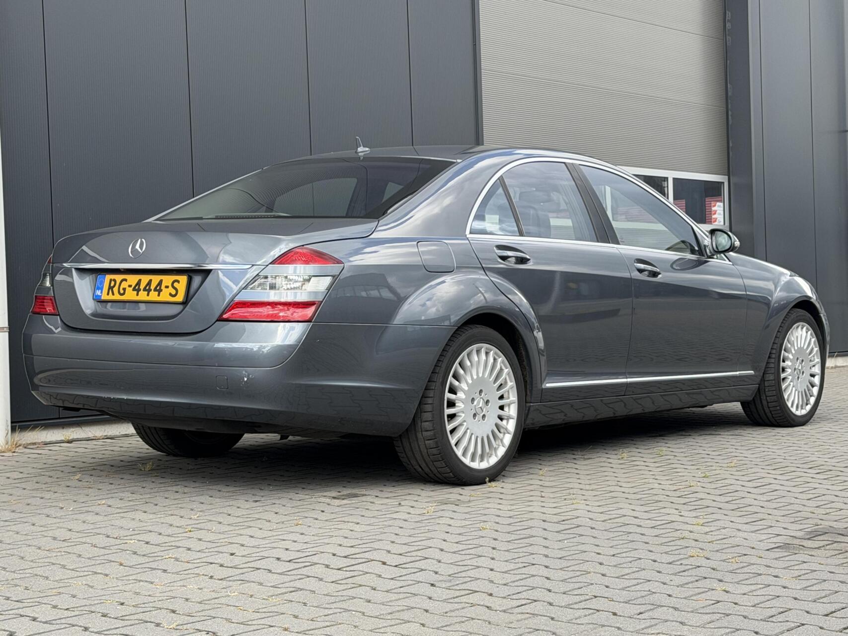 Foto van Mercedes-Benz S 500
