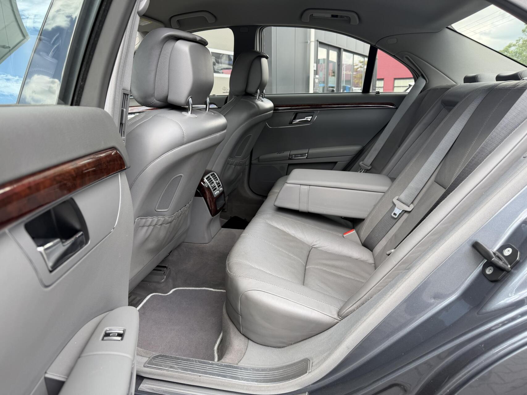 Foto van Mercedes-Benz S 500