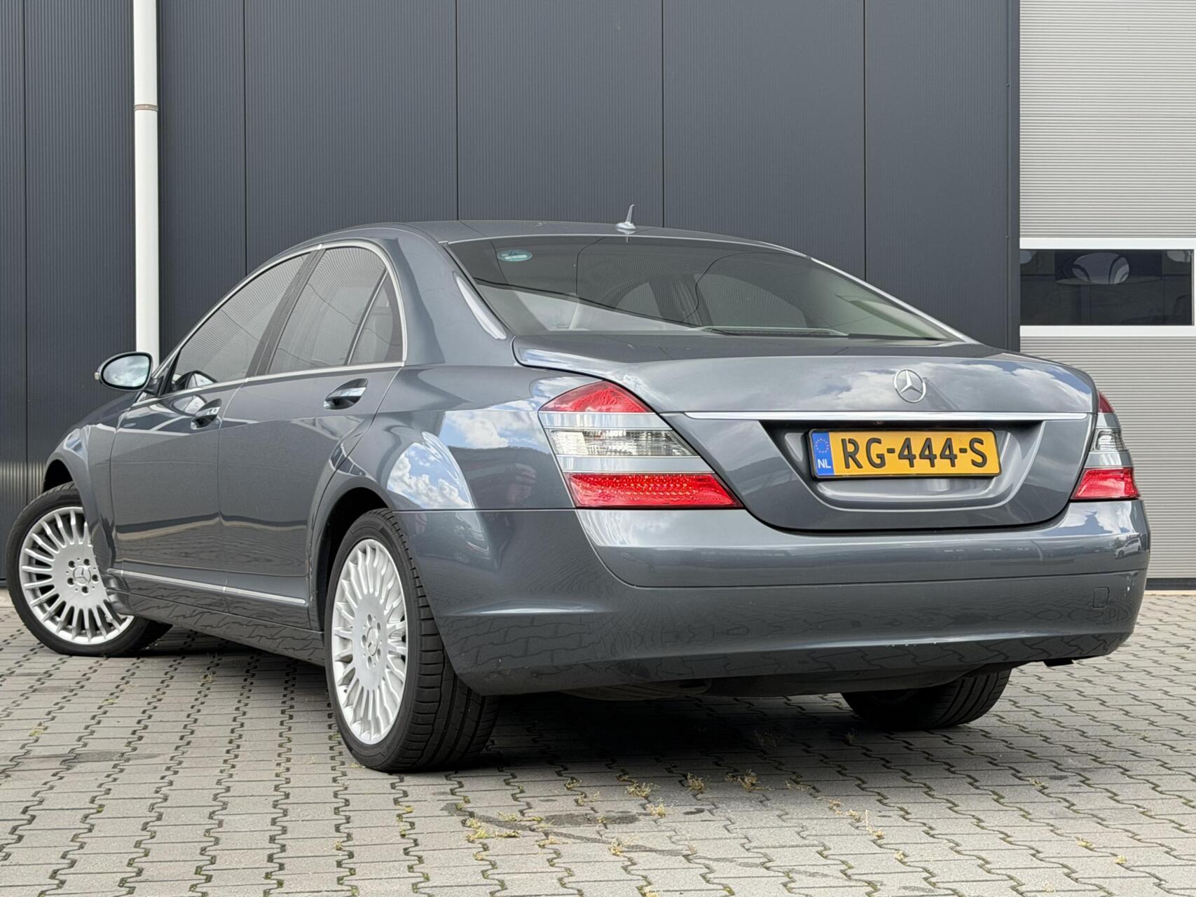 Foto van Mercedes-Benz S 500