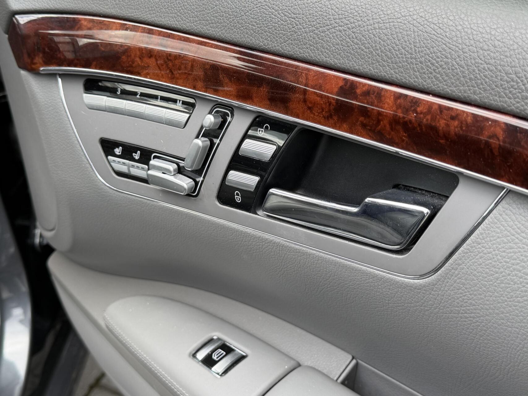 Foto van Mercedes-Benz S 500