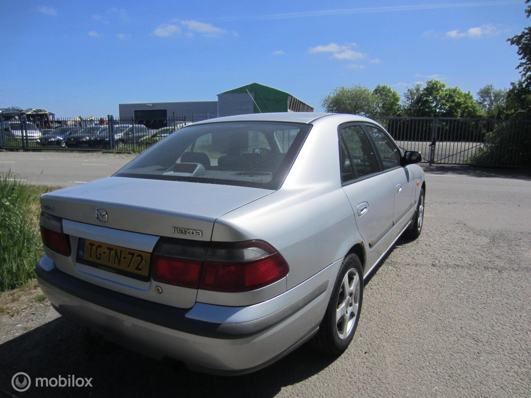 Foto van Mazda Mazda 626