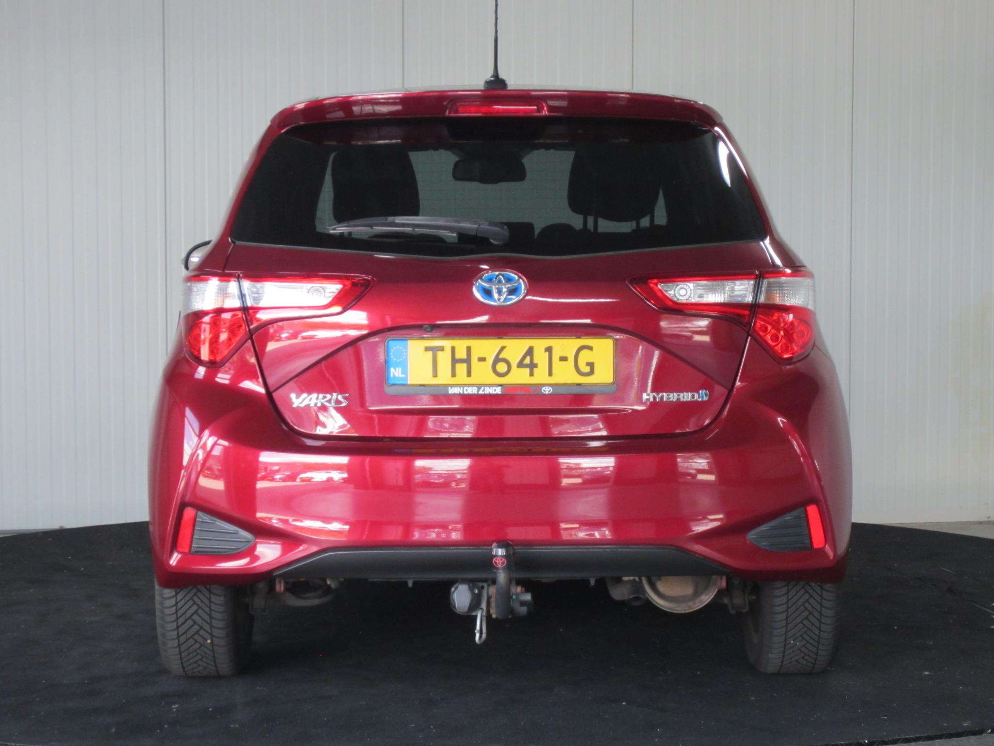 Foto van Toyota Toyota Yaris Hybrid