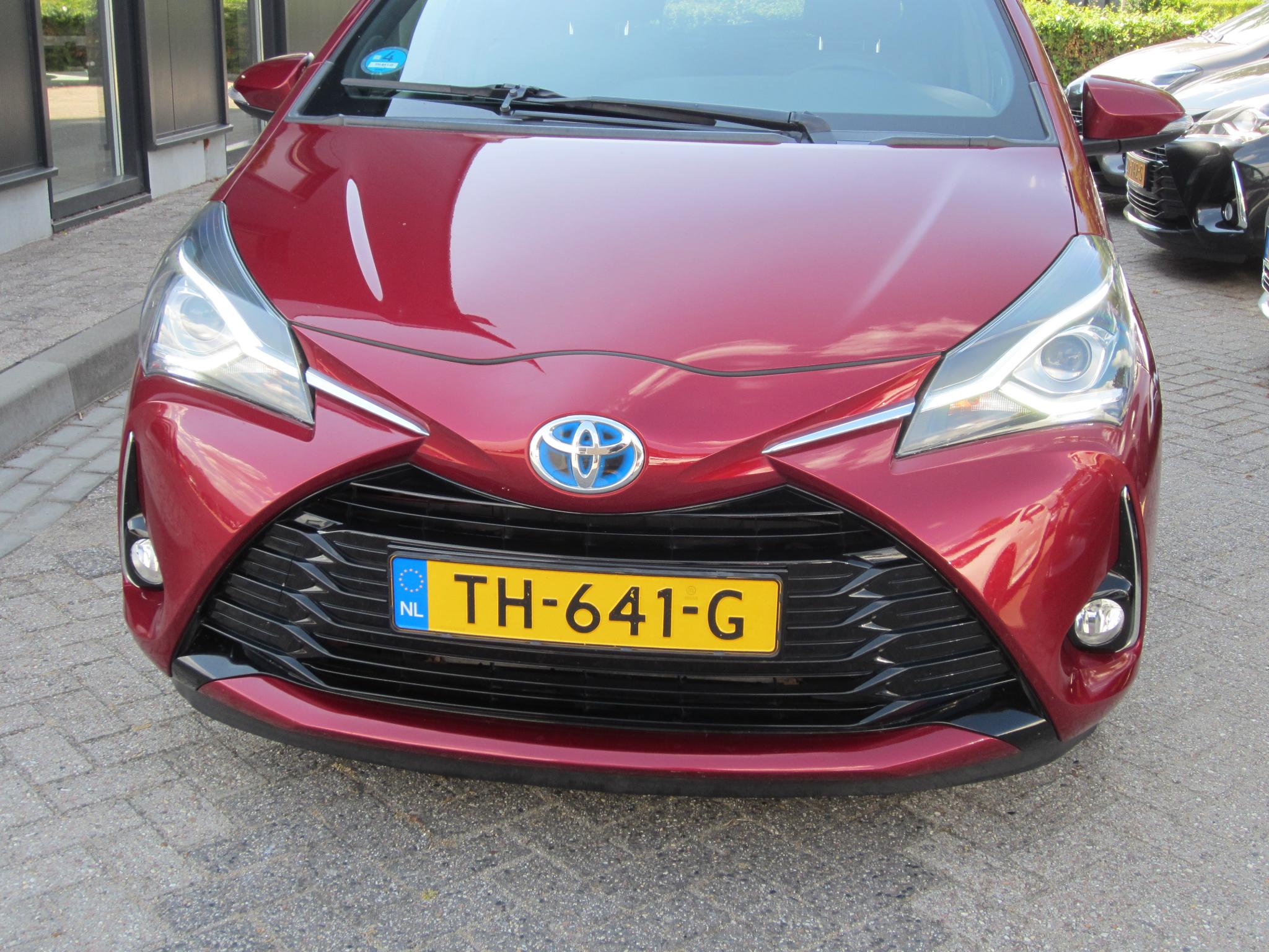 Foto van Toyota Toyota Yaris Hybrid