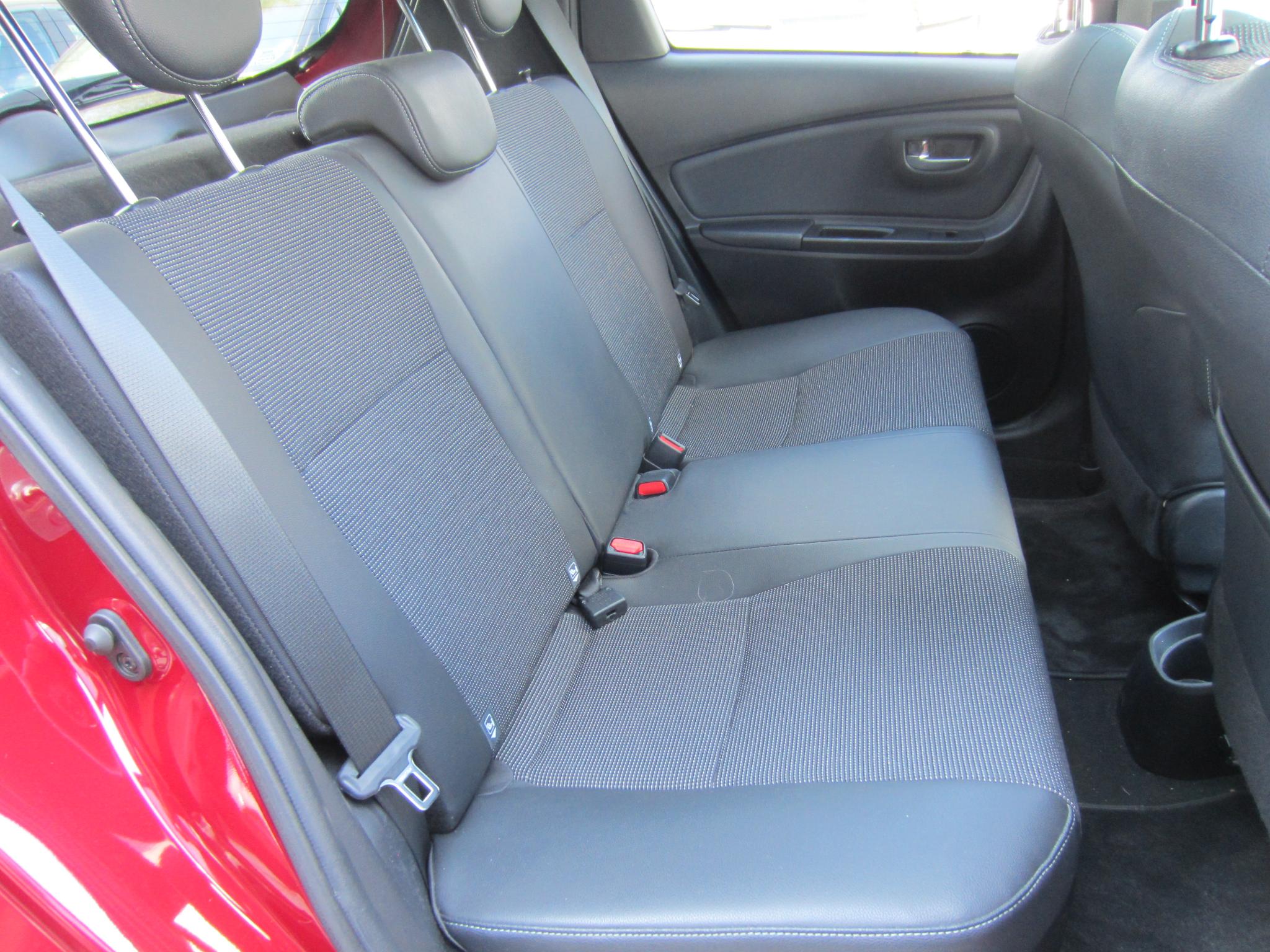 Foto van Toyota Toyota Yaris Hybrid