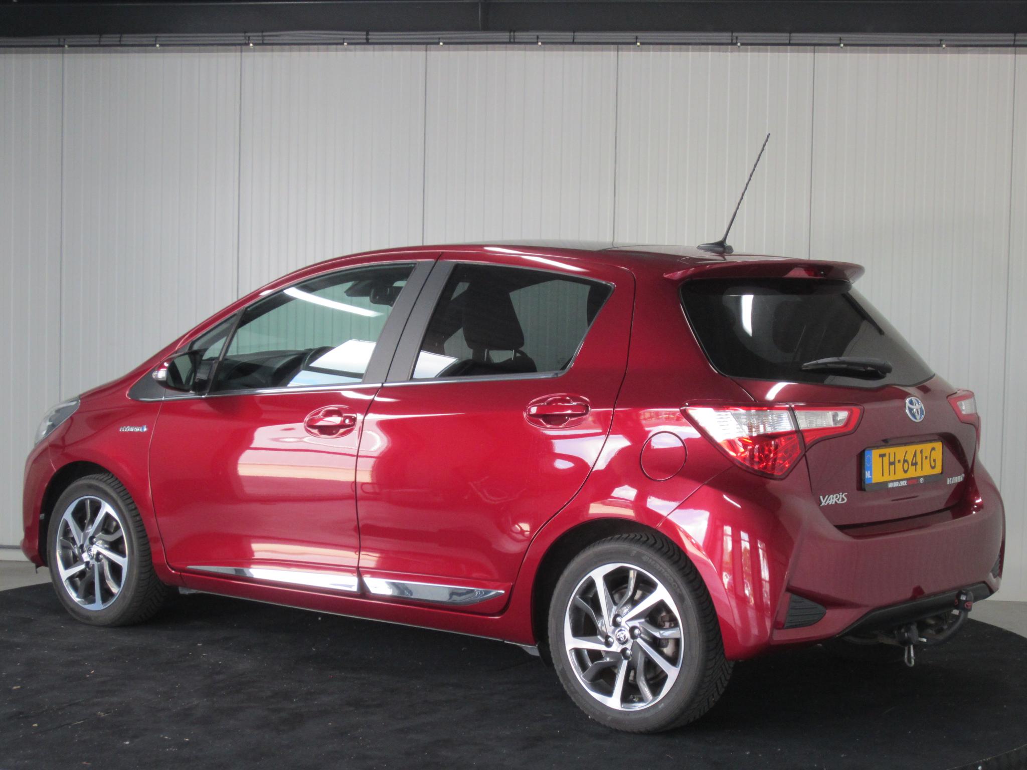 Foto van Toyota Toyota Yaris Hybrid