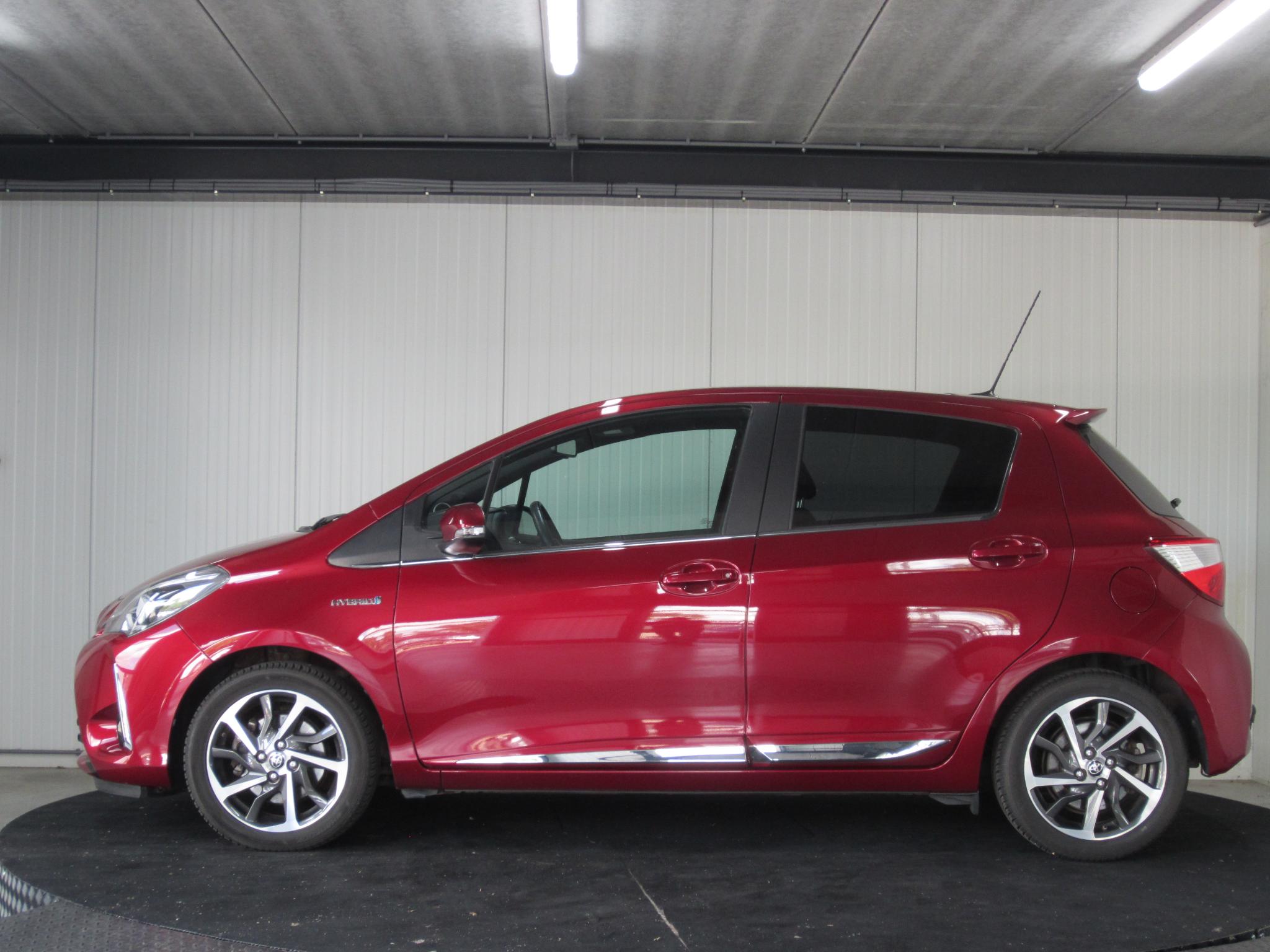 Foto van Toyota Toyota Yaris Hybrid