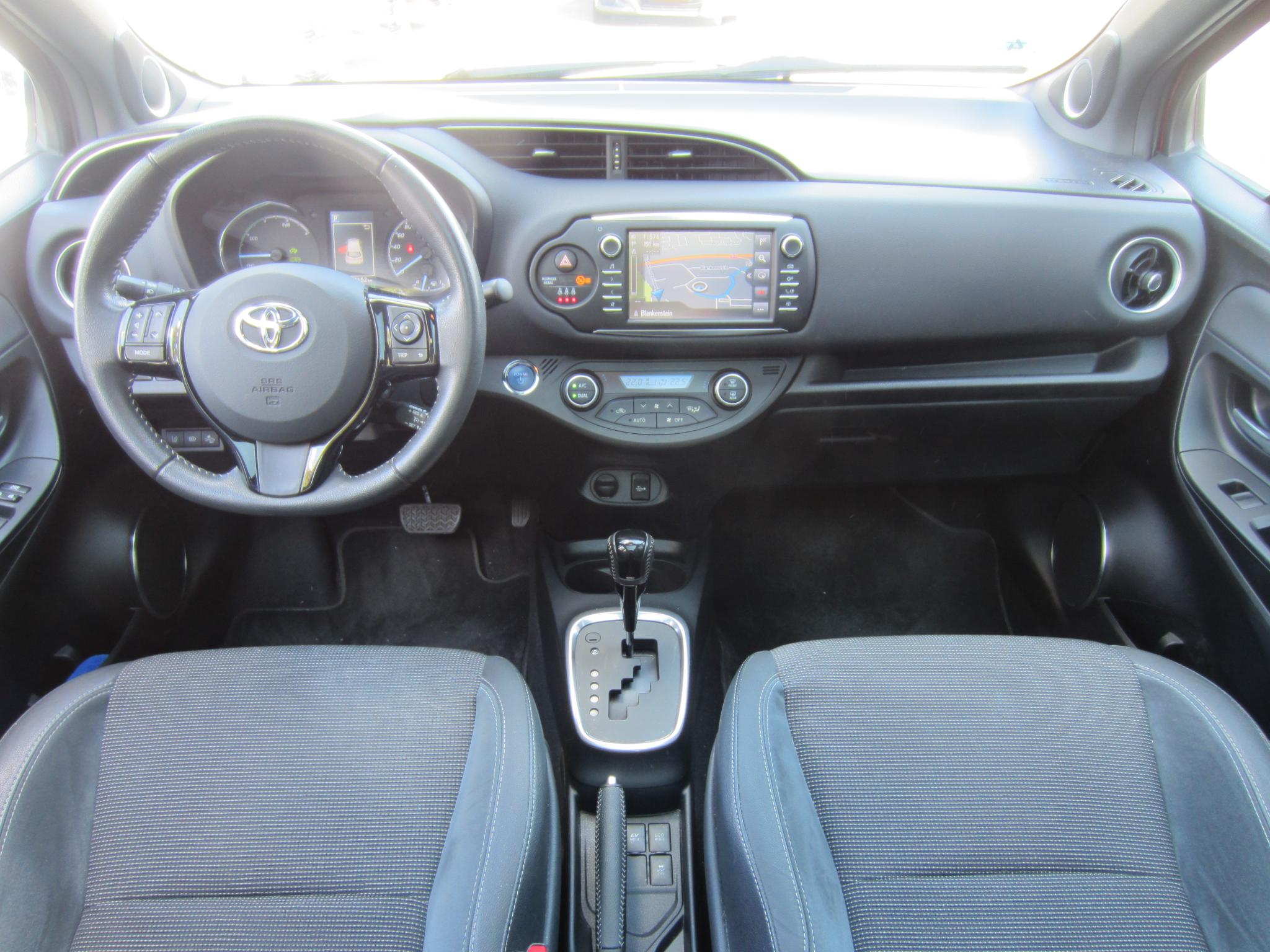 Foto van Toyota Toyota Yaris Hybrid