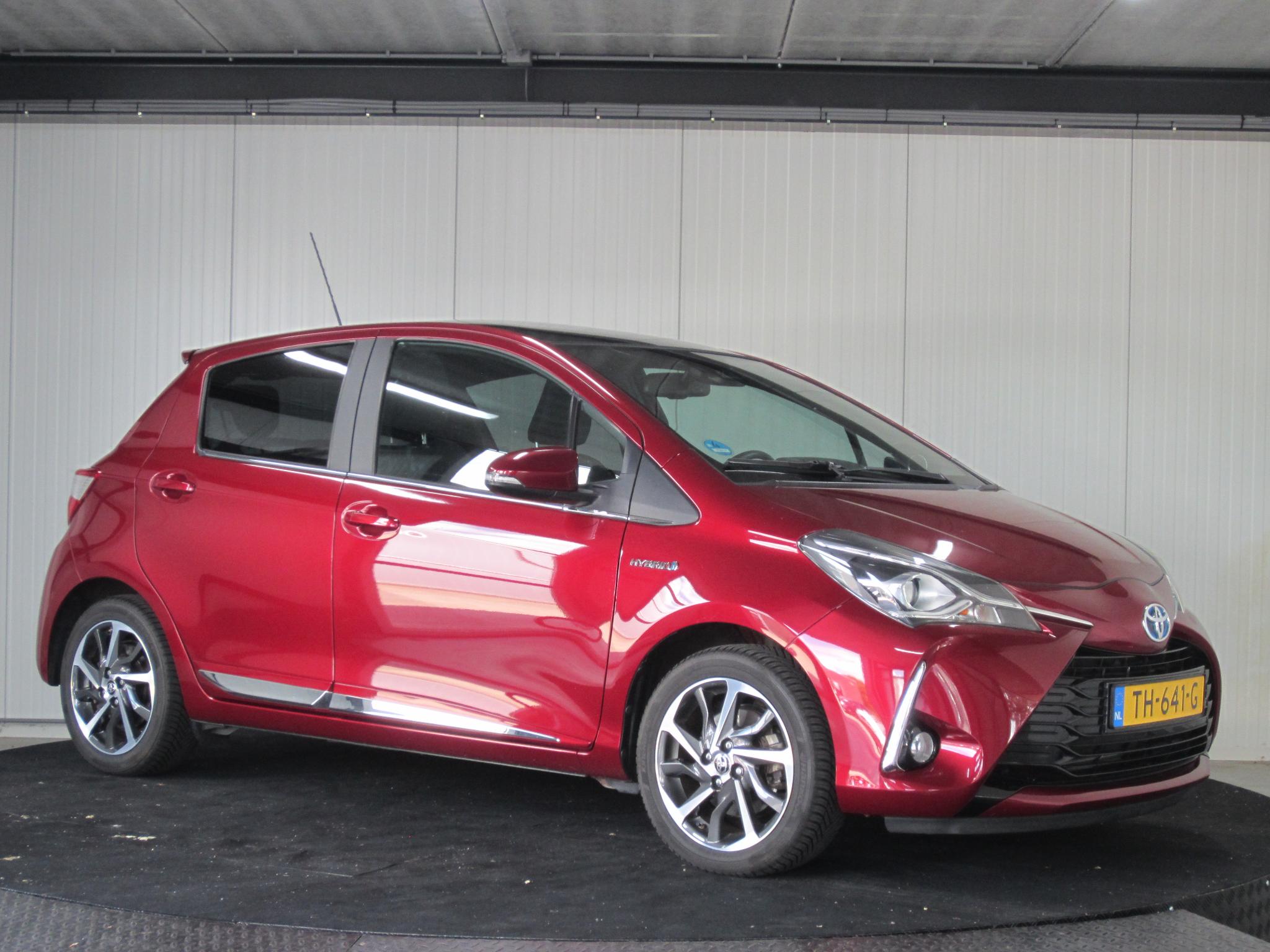 Foto van Toyota Toyota Yaris Hybrid