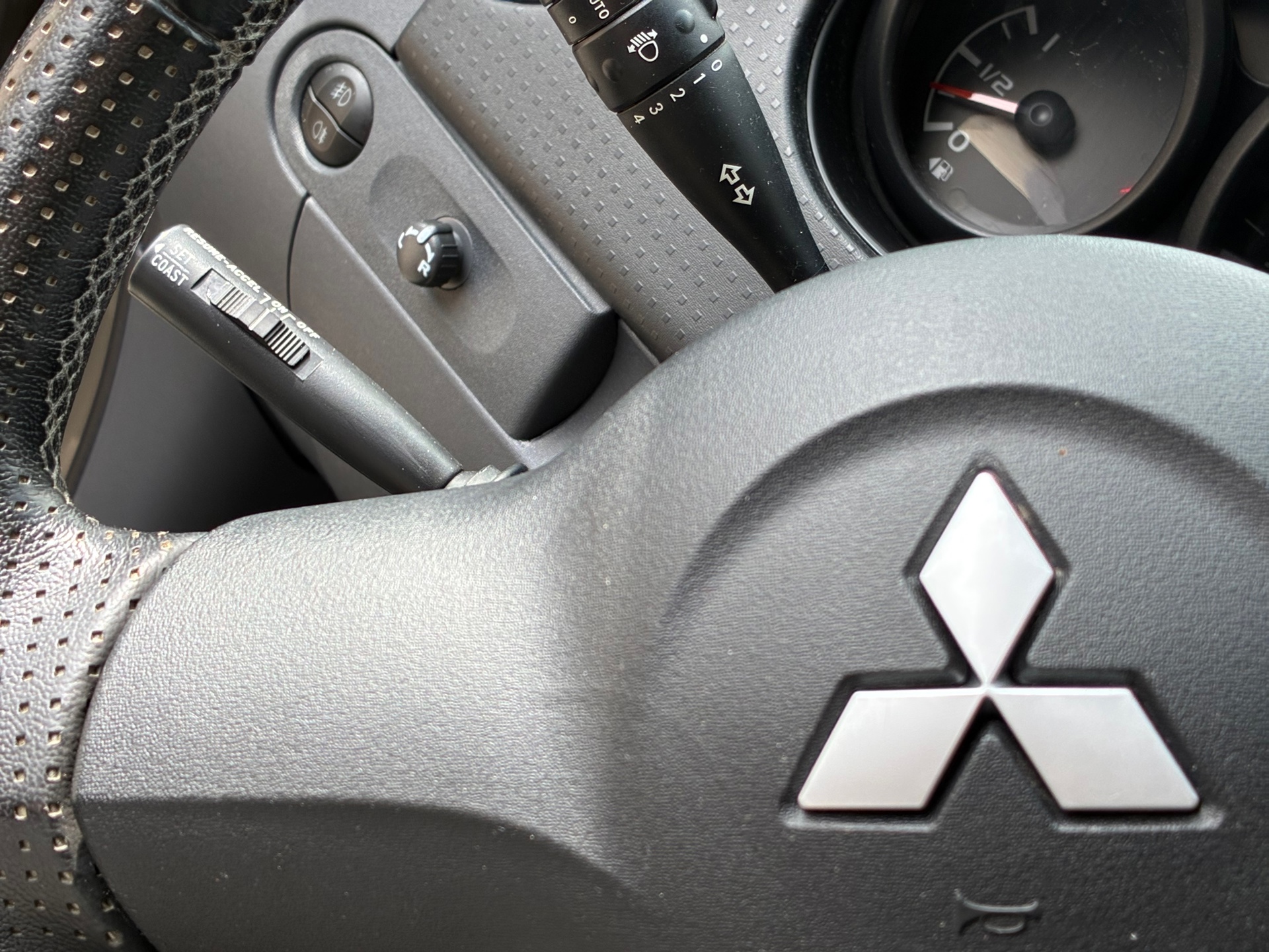 Foto van Mitsubishi Mitsubishi Colt