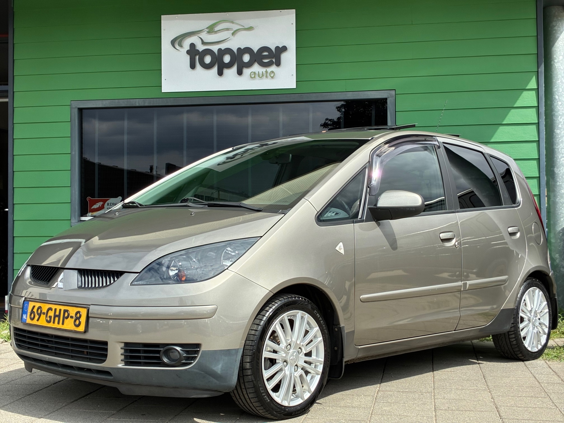 Foto van Mitsubishi Mitsubishi Colt