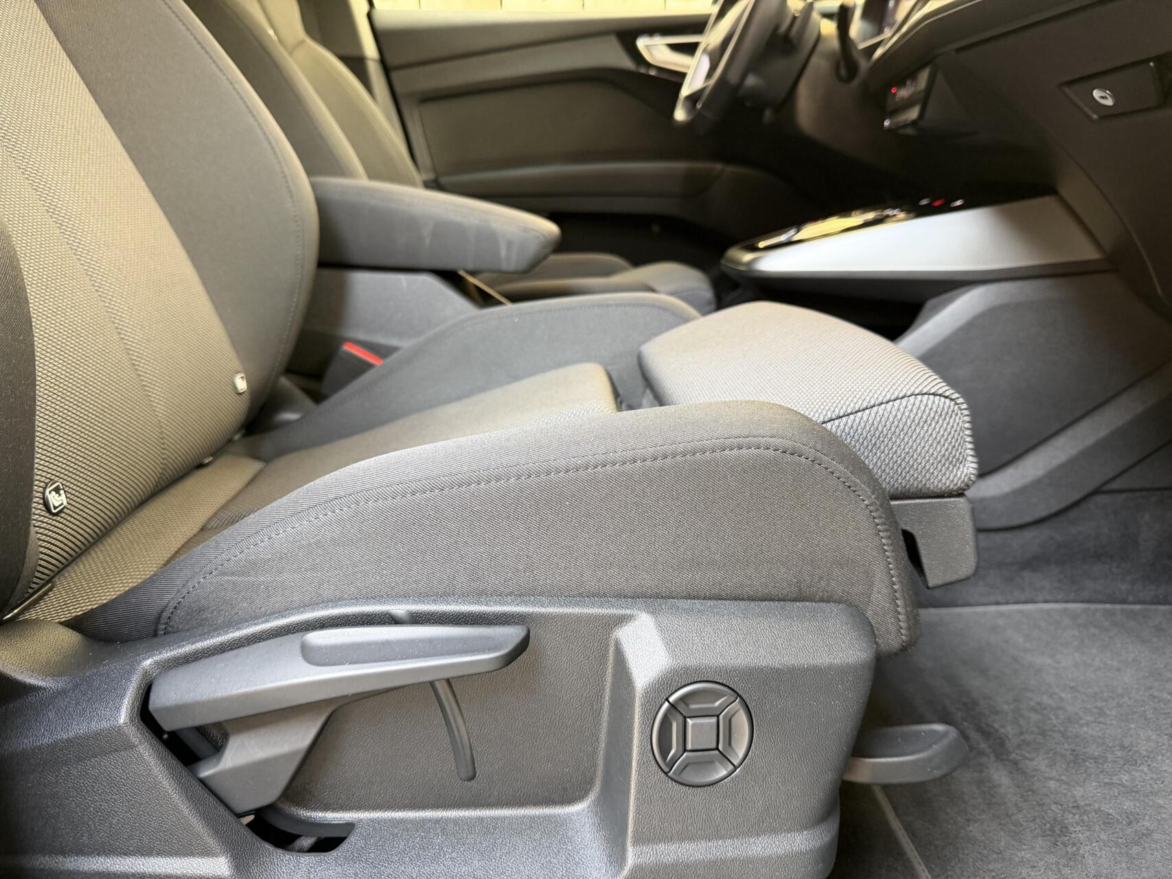 Foto van Audi Q4 40 E-tron