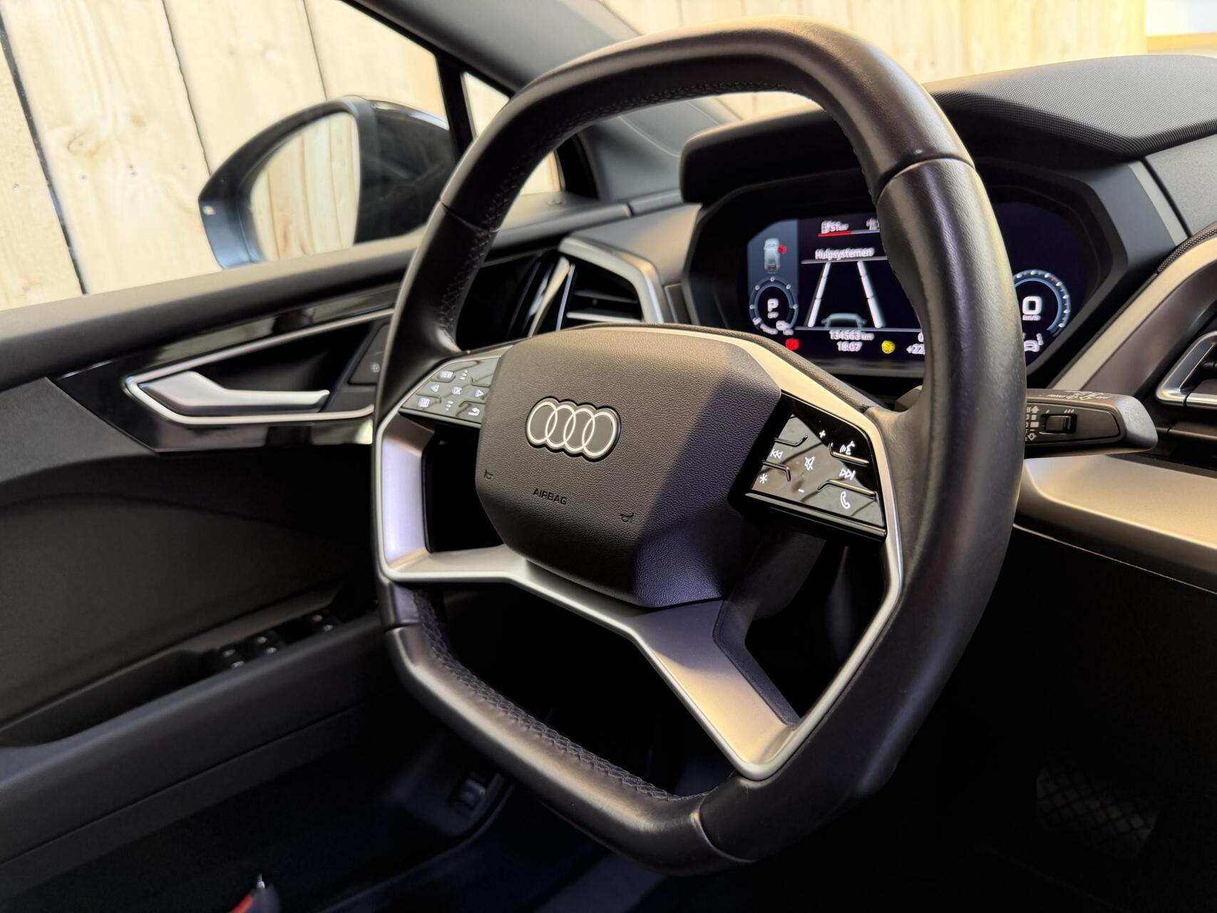 Foto van Audi Q4 40 E-tron