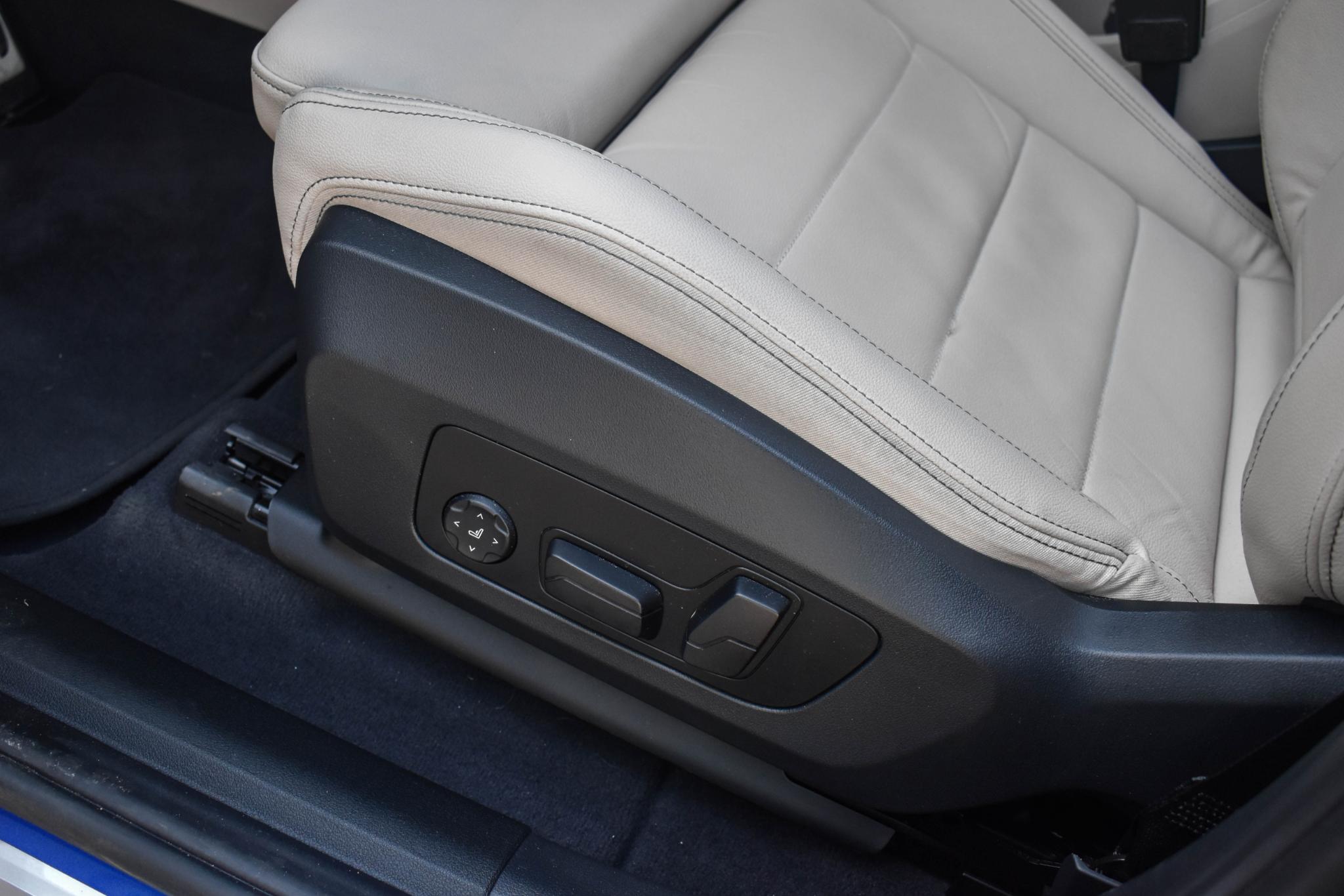 Foto van BMW 230e xDrive Active Tourer