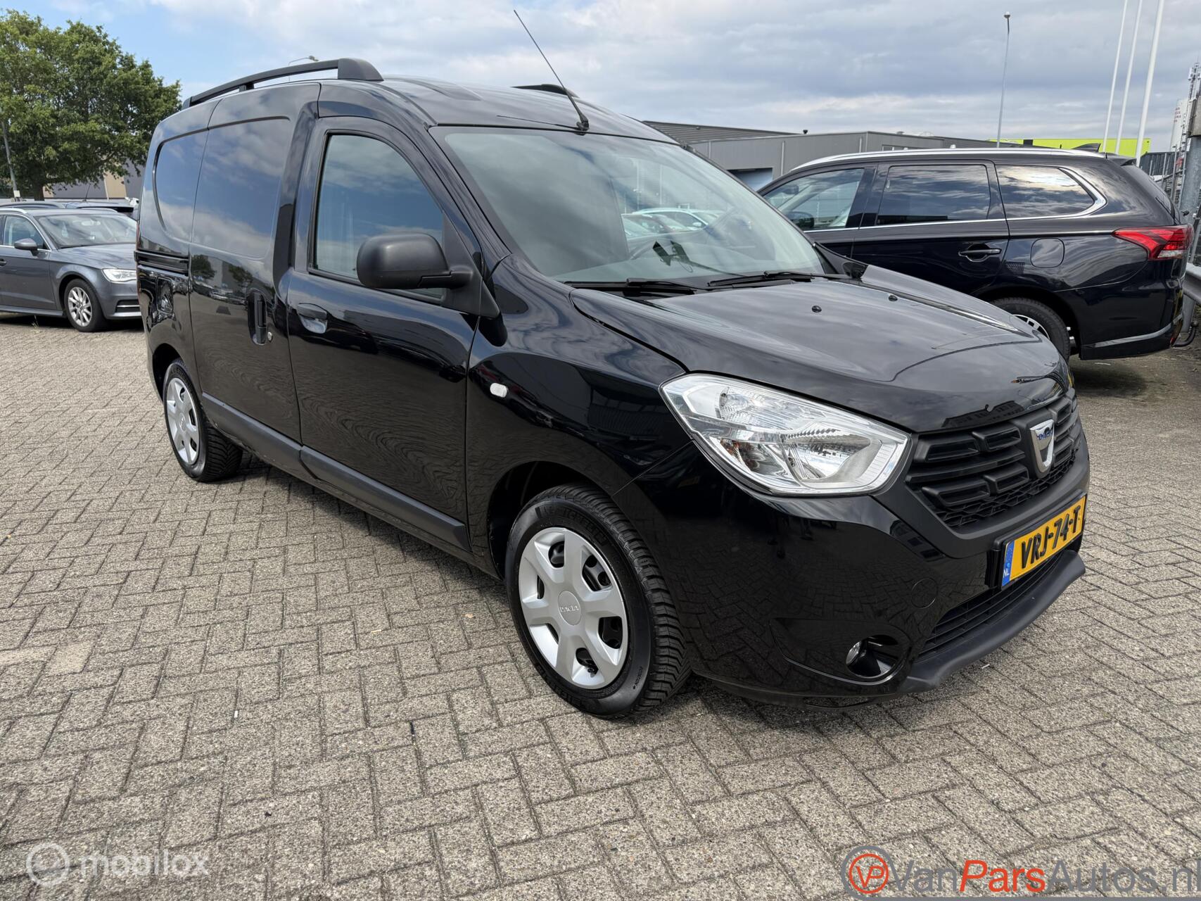 Foto van Dacia Dokker
