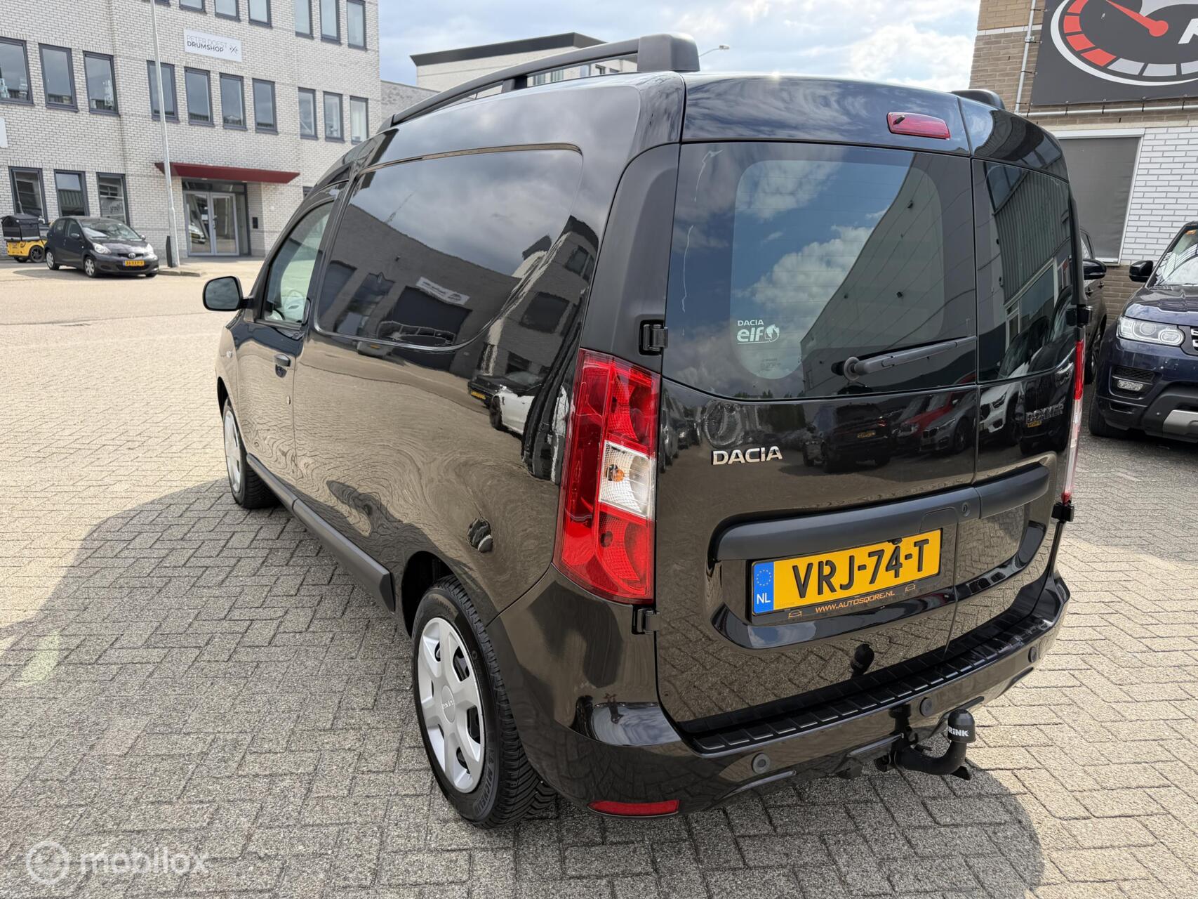 Foto van Dacia Dokker