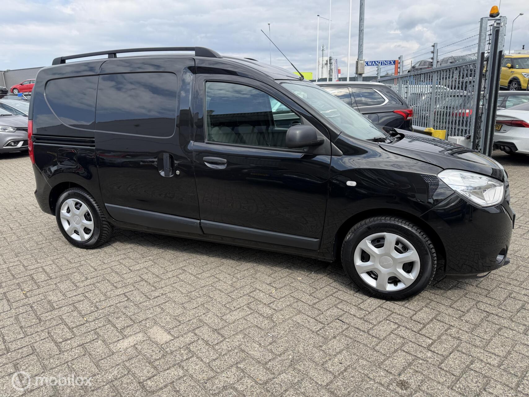 Foto van Dacia Dokker