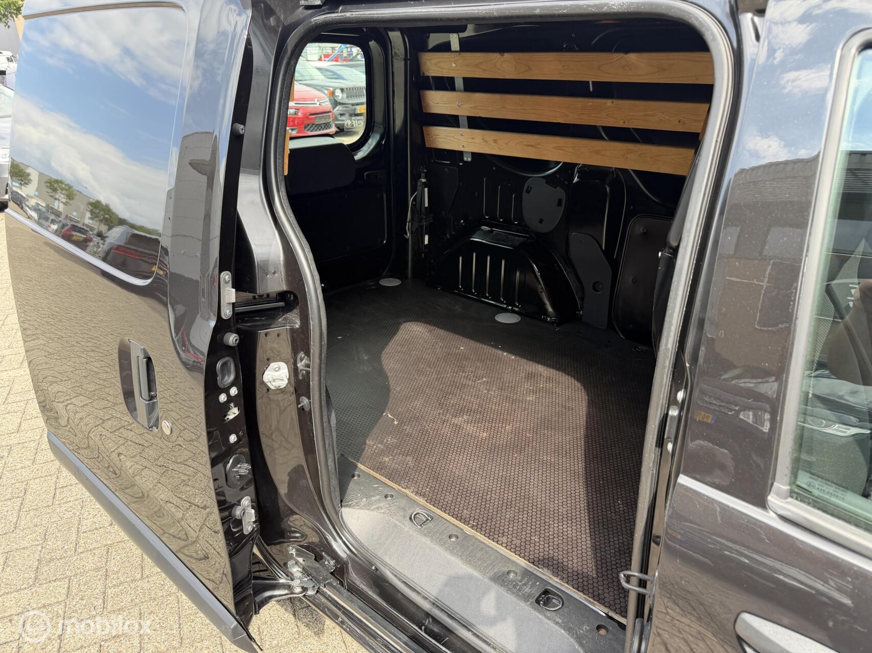 Foto van Dacia Dokker
