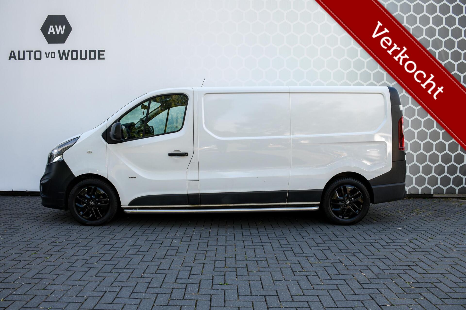 Foto van Opel Vivaro-b