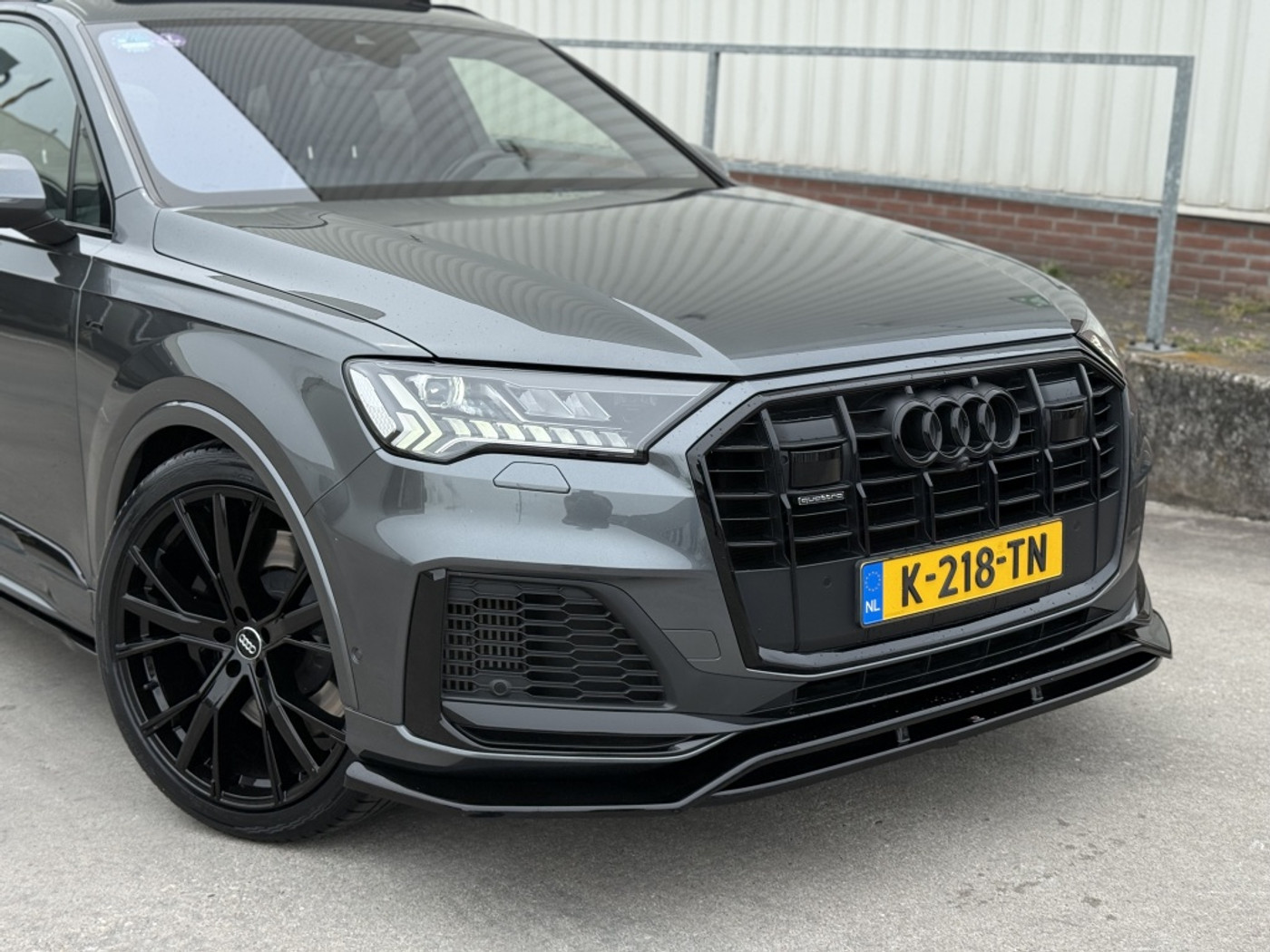Foto van Audi Q7 55 TFSI E