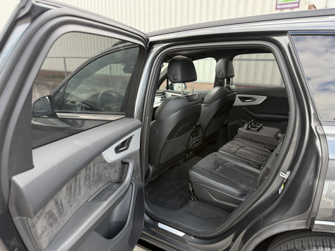 Foto van Audi Q7 55 TFSI E