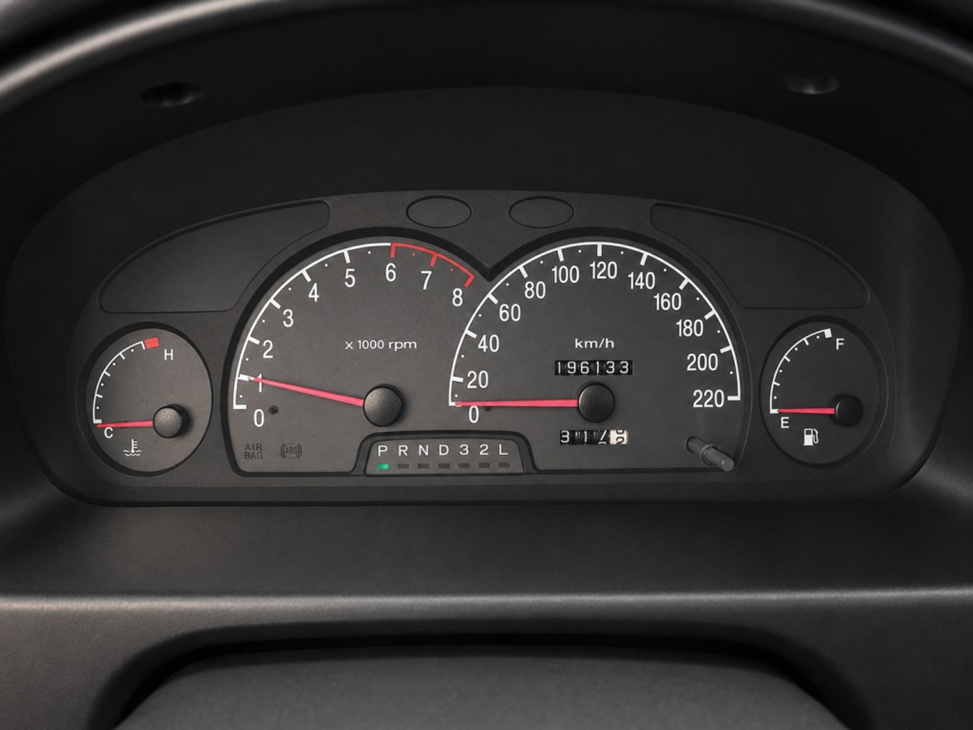 Foto van Hyundai Trajet