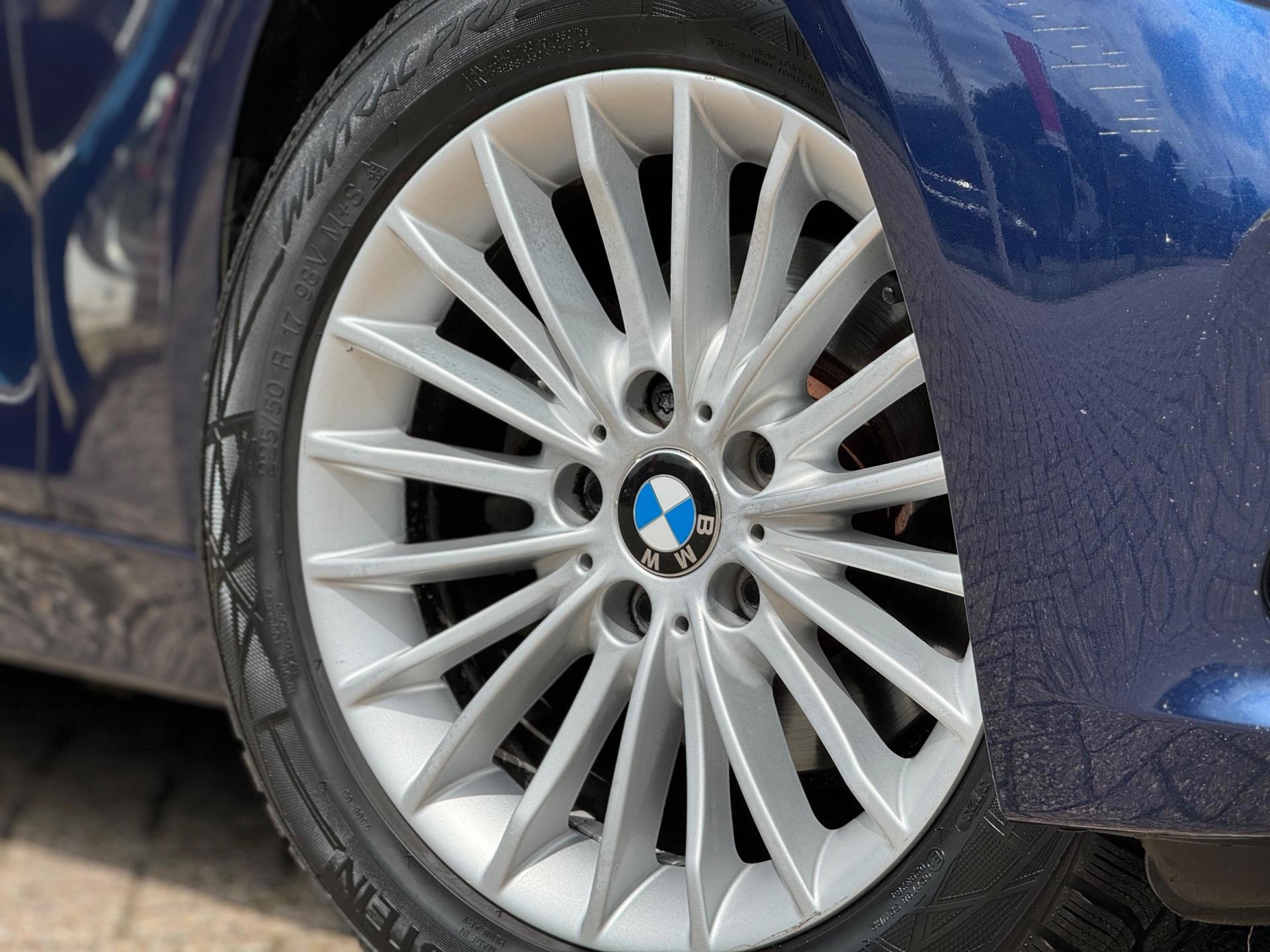 Foto van BMW 320i