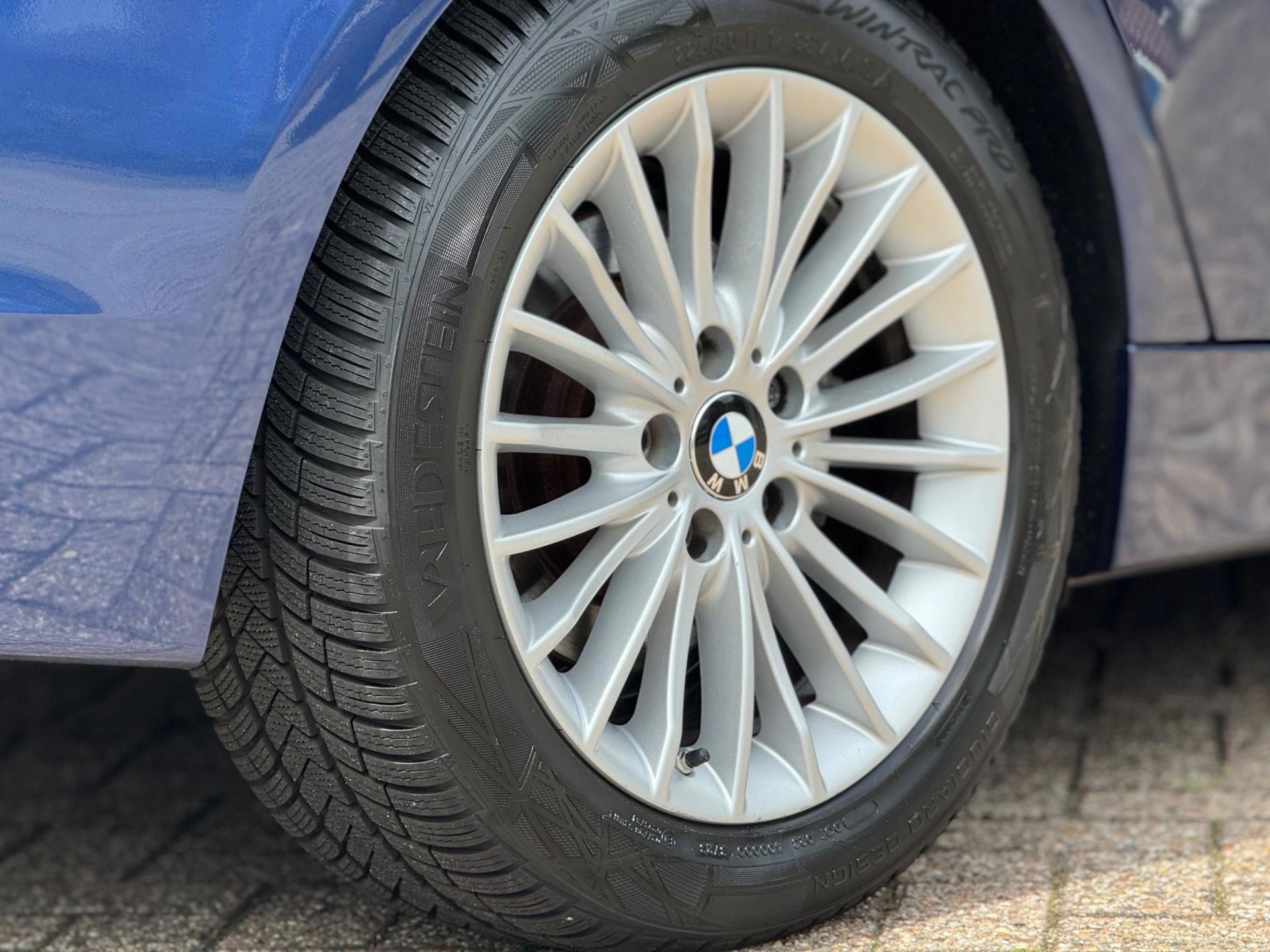 Foto van BMW 320i