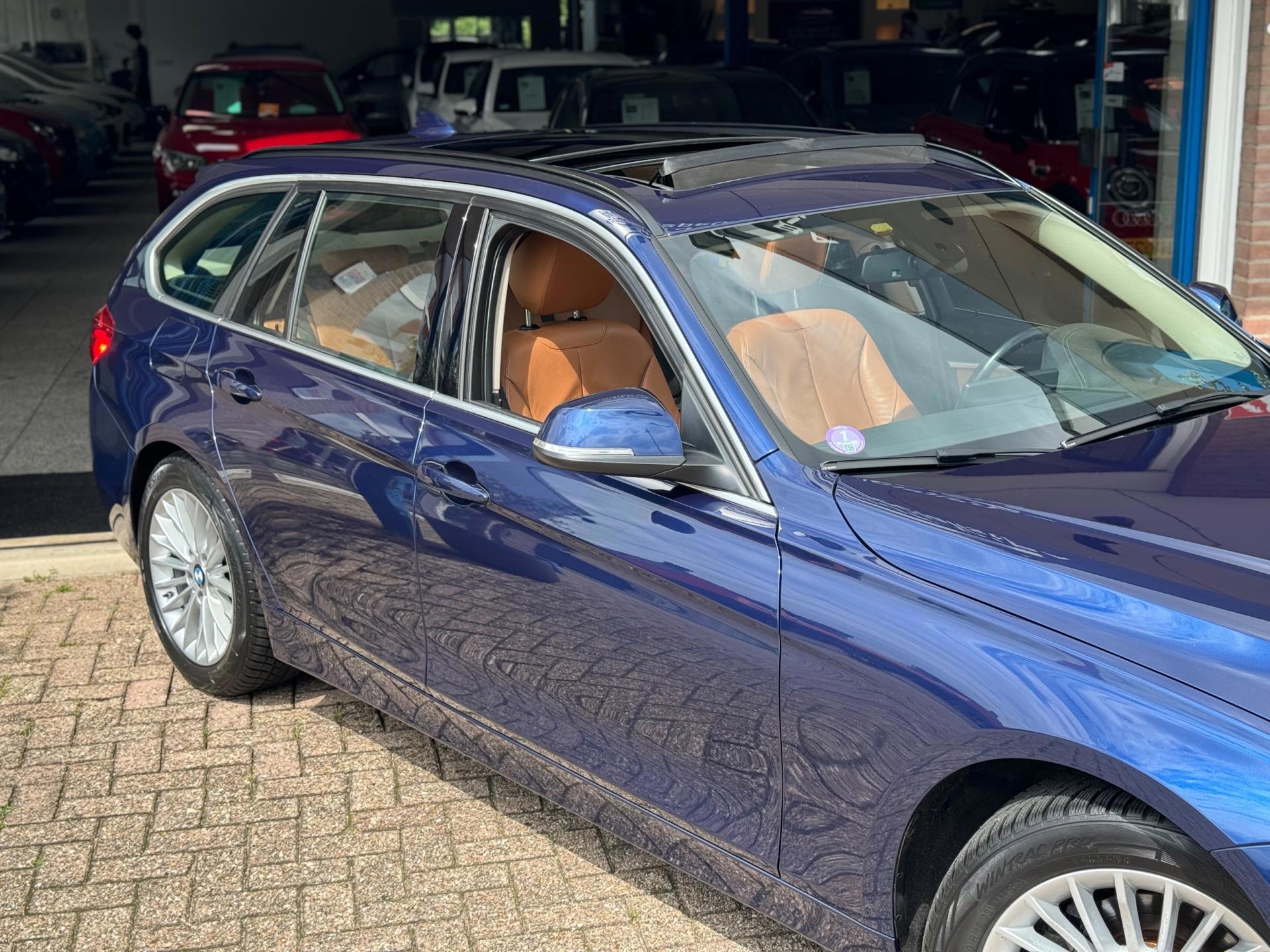 Foto van BMW 320i
