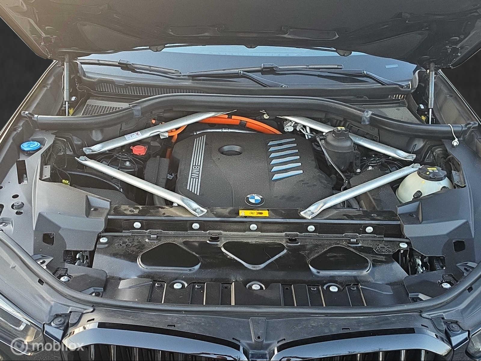 Foto van BMW X5 Xdrive45e