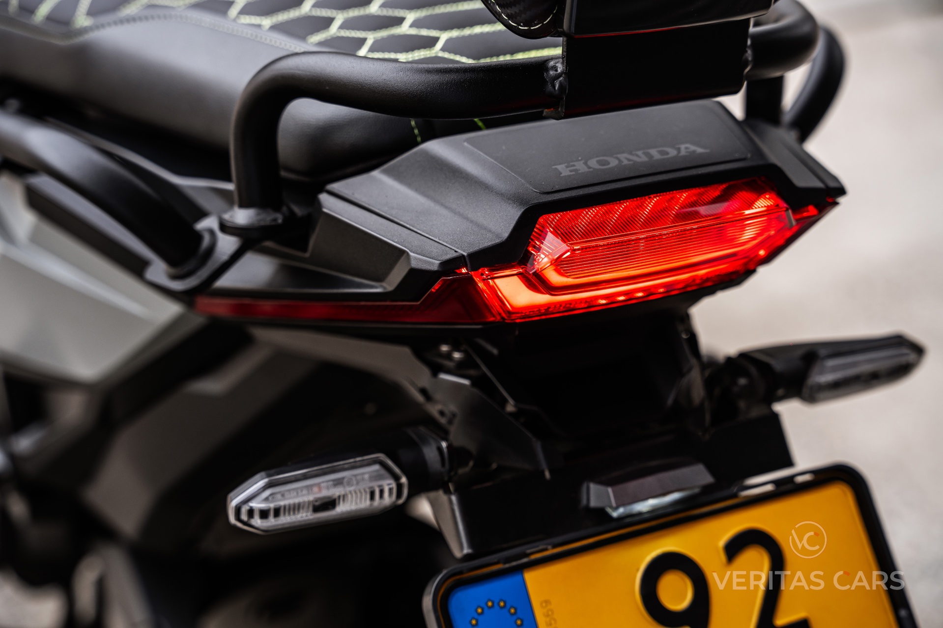 Foto van Honda Adv750