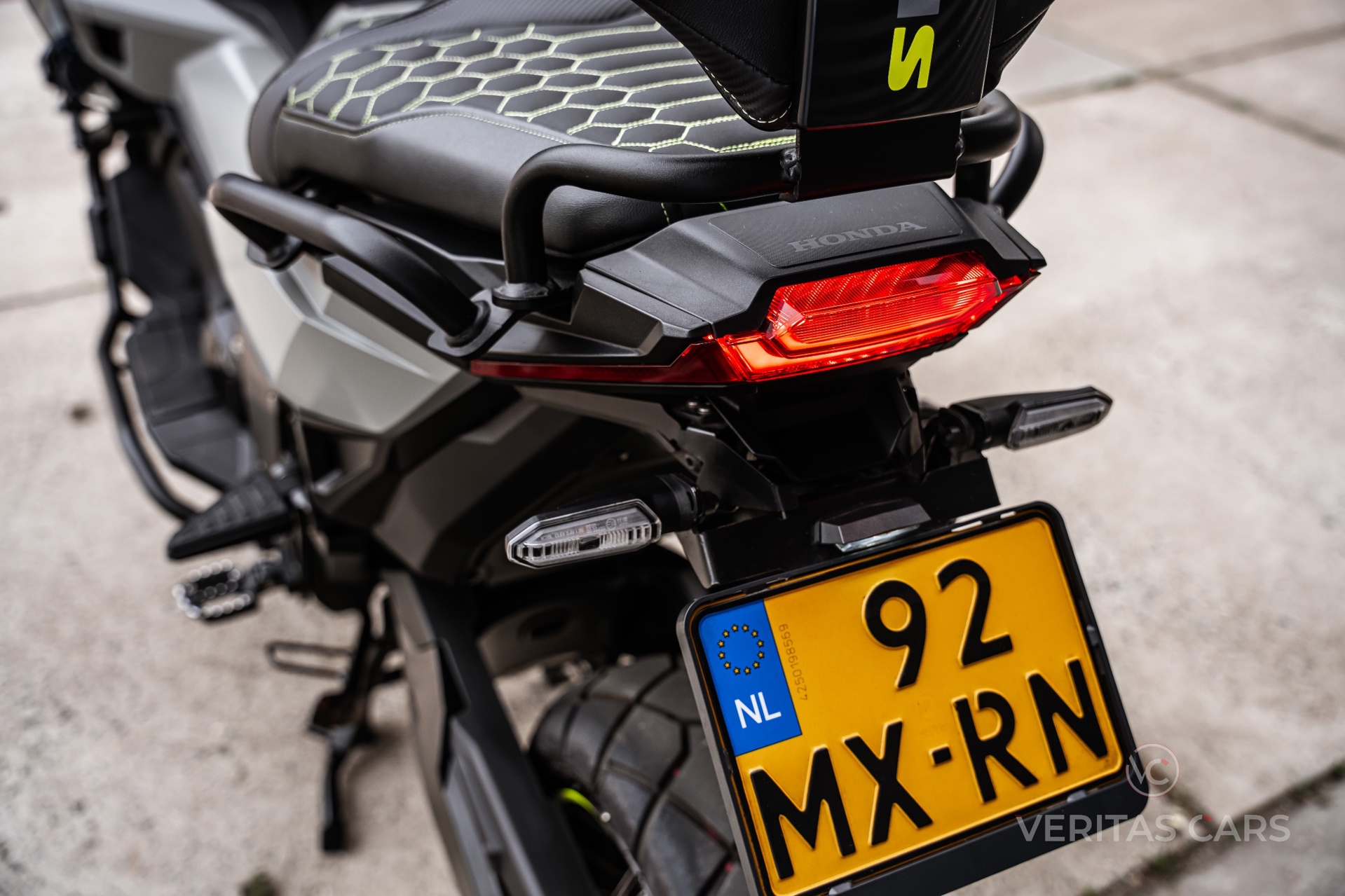 Foto van Honda Adv750