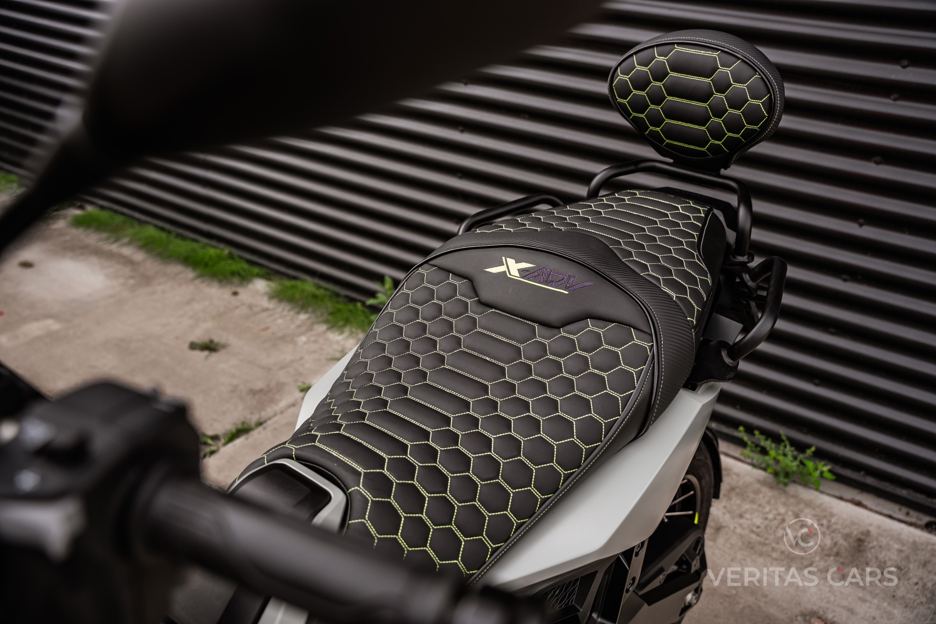 Foto van Honda Adv750