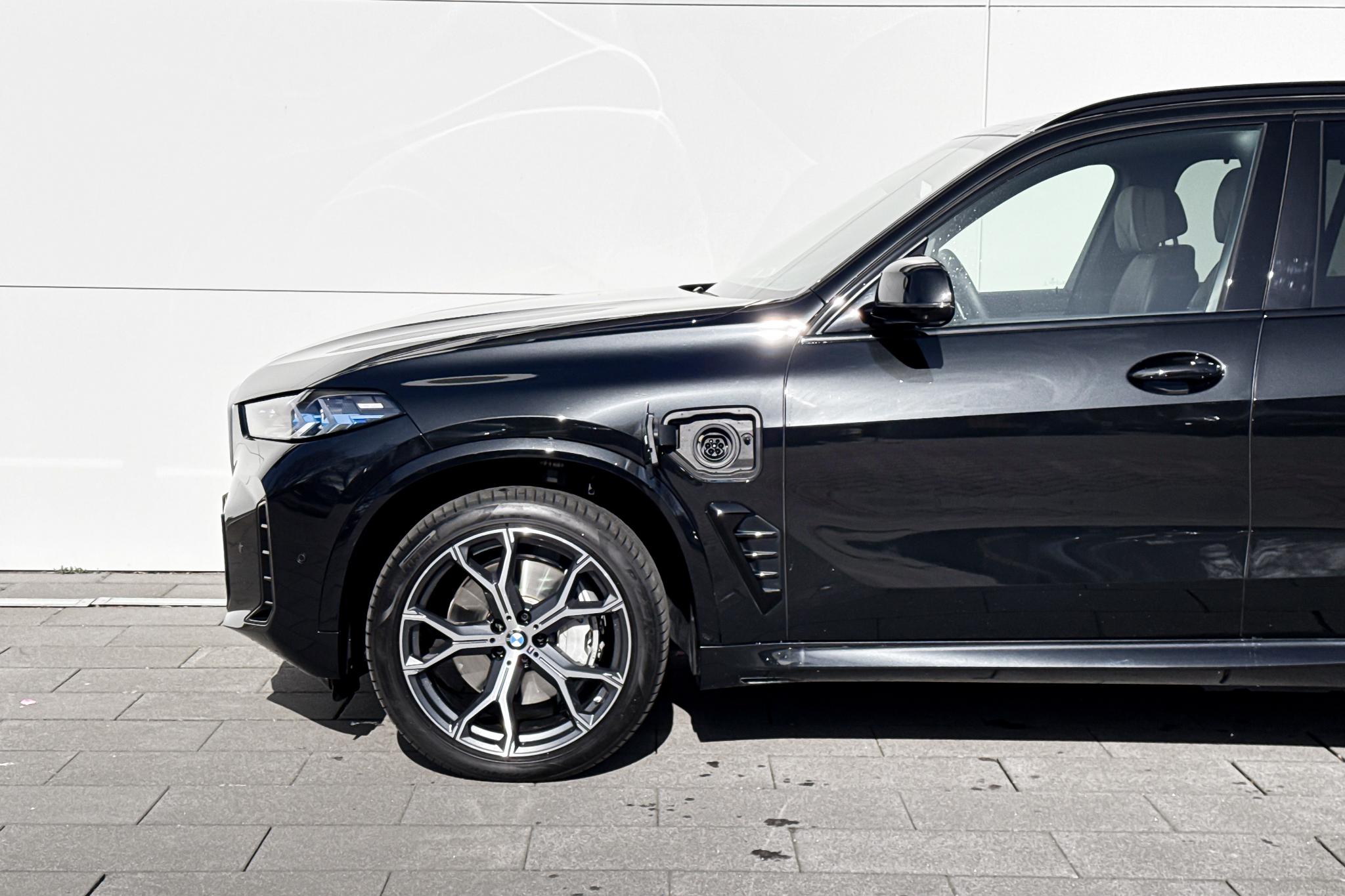 Foto van BMW X5 Xdrive50e