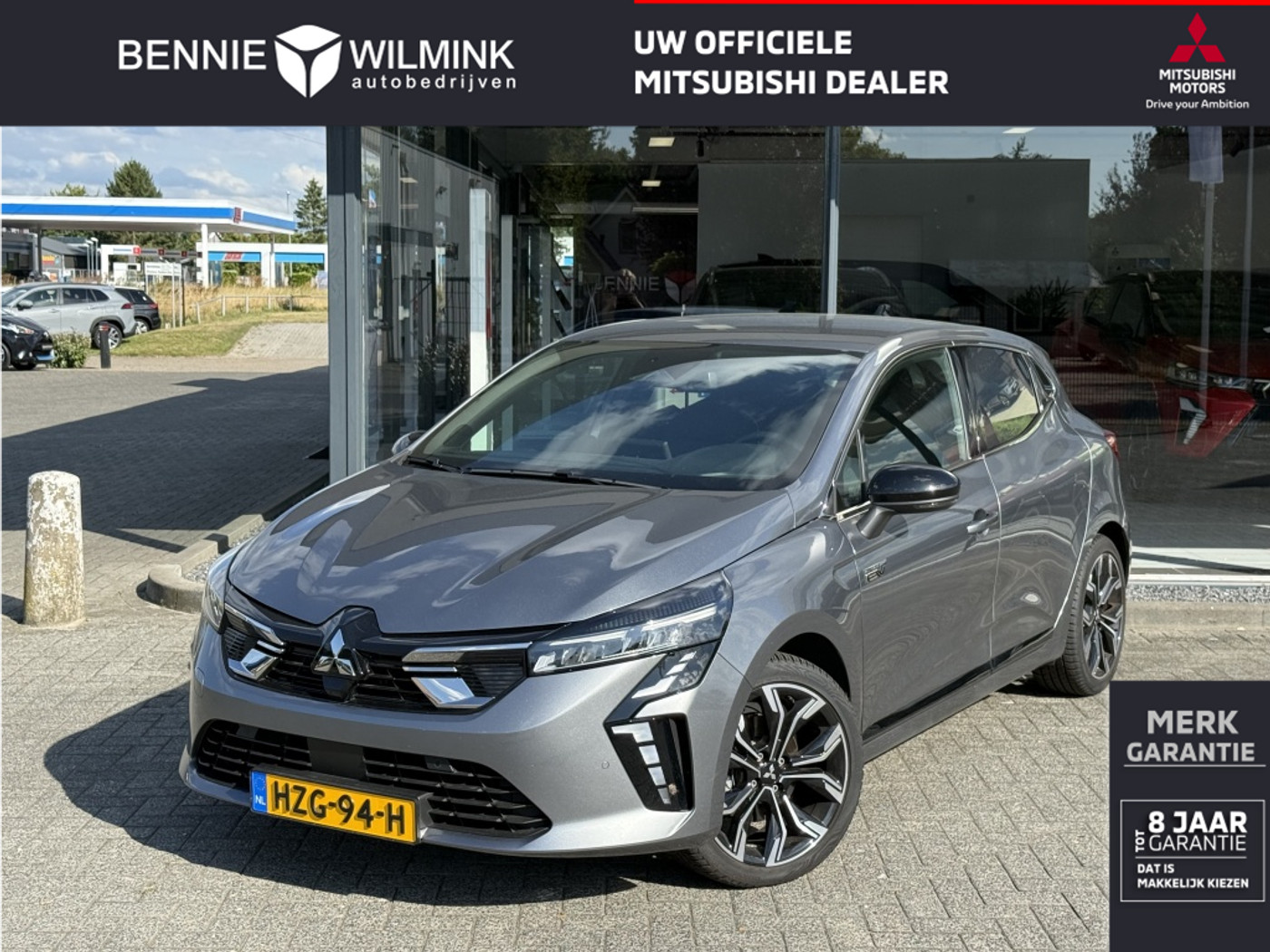 Mitsubishi Colt 1.6 HEV Intense+ 2025 - voorkant
