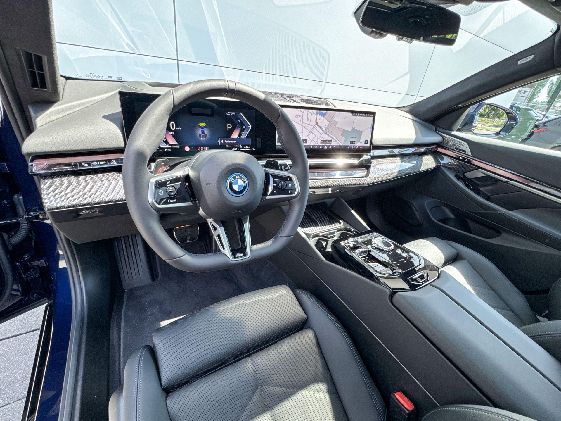 Foto van BMW 550e xDrive