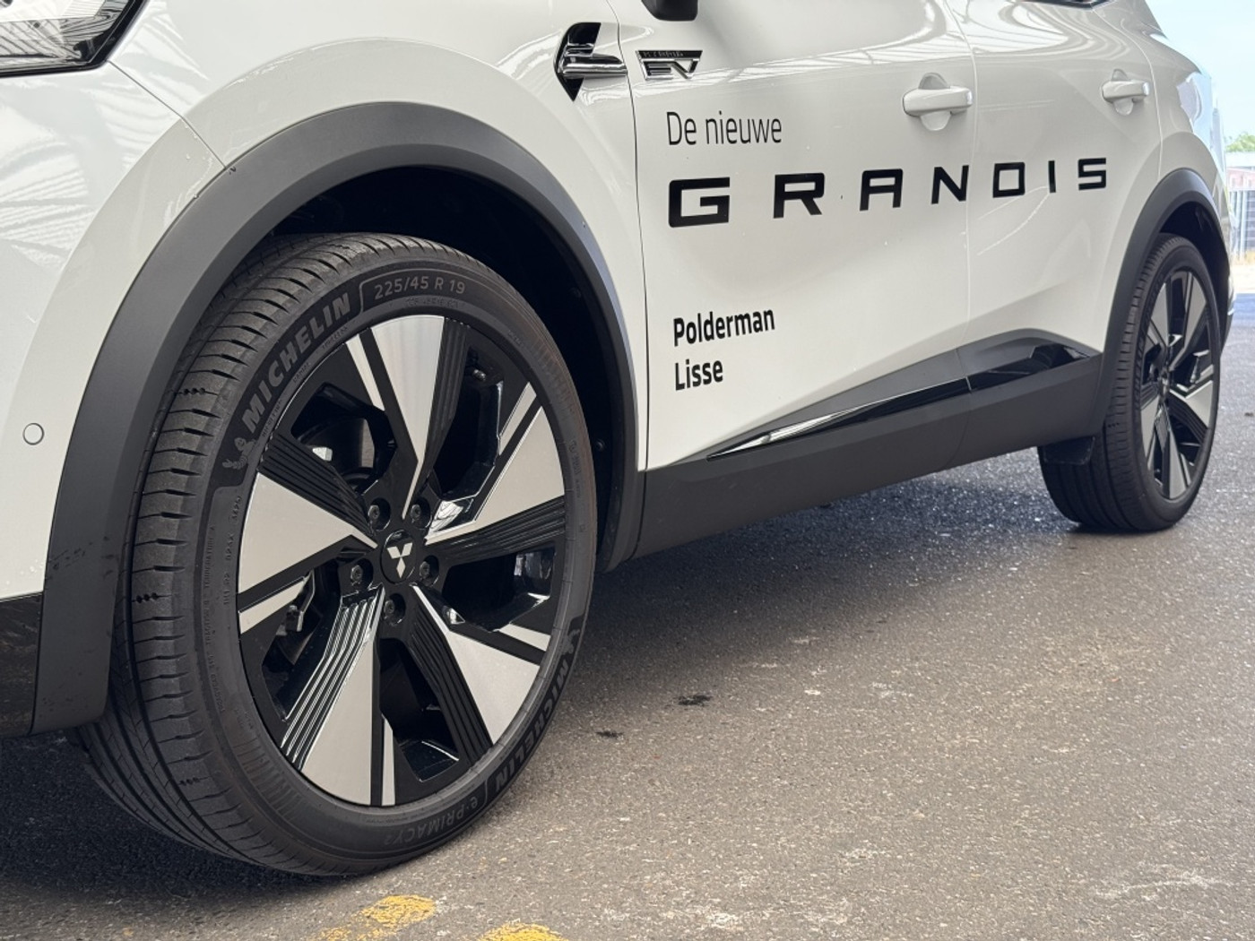 Foto van Mitsubishi Grandis