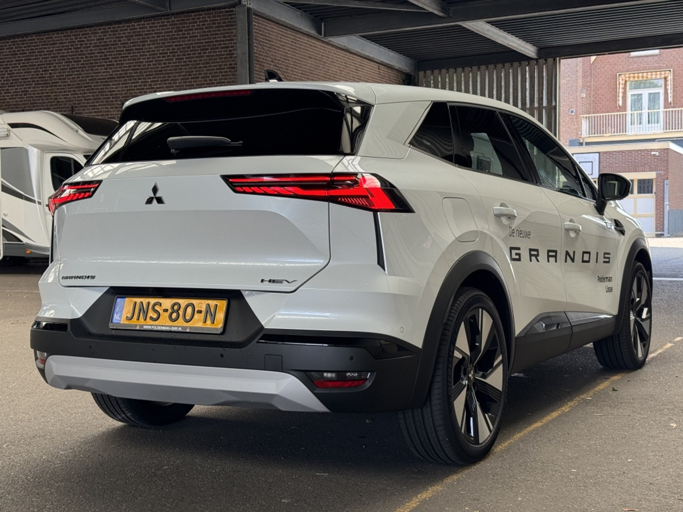 Foto van Mitsubishi Grandis