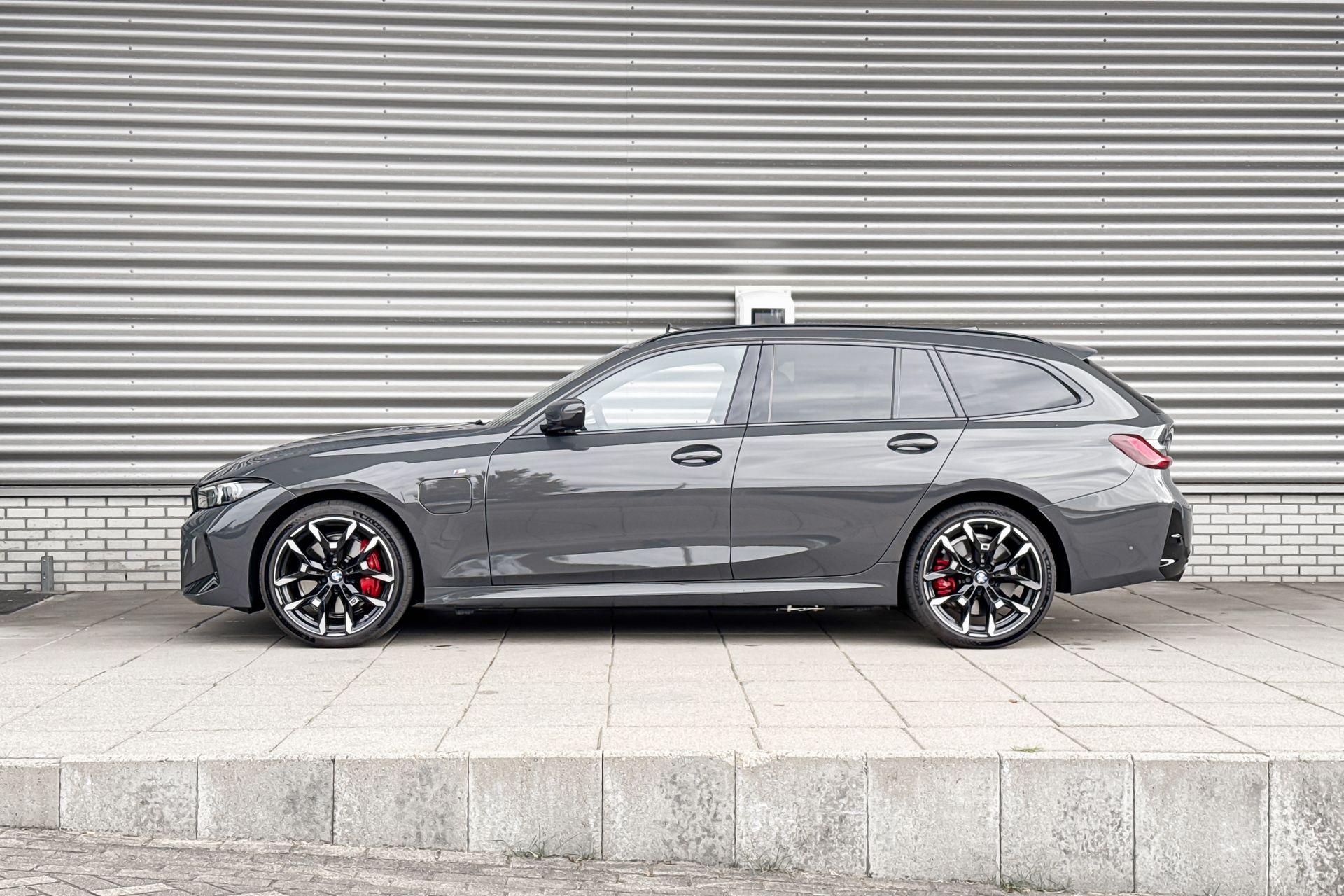 Foto van BMW 330e