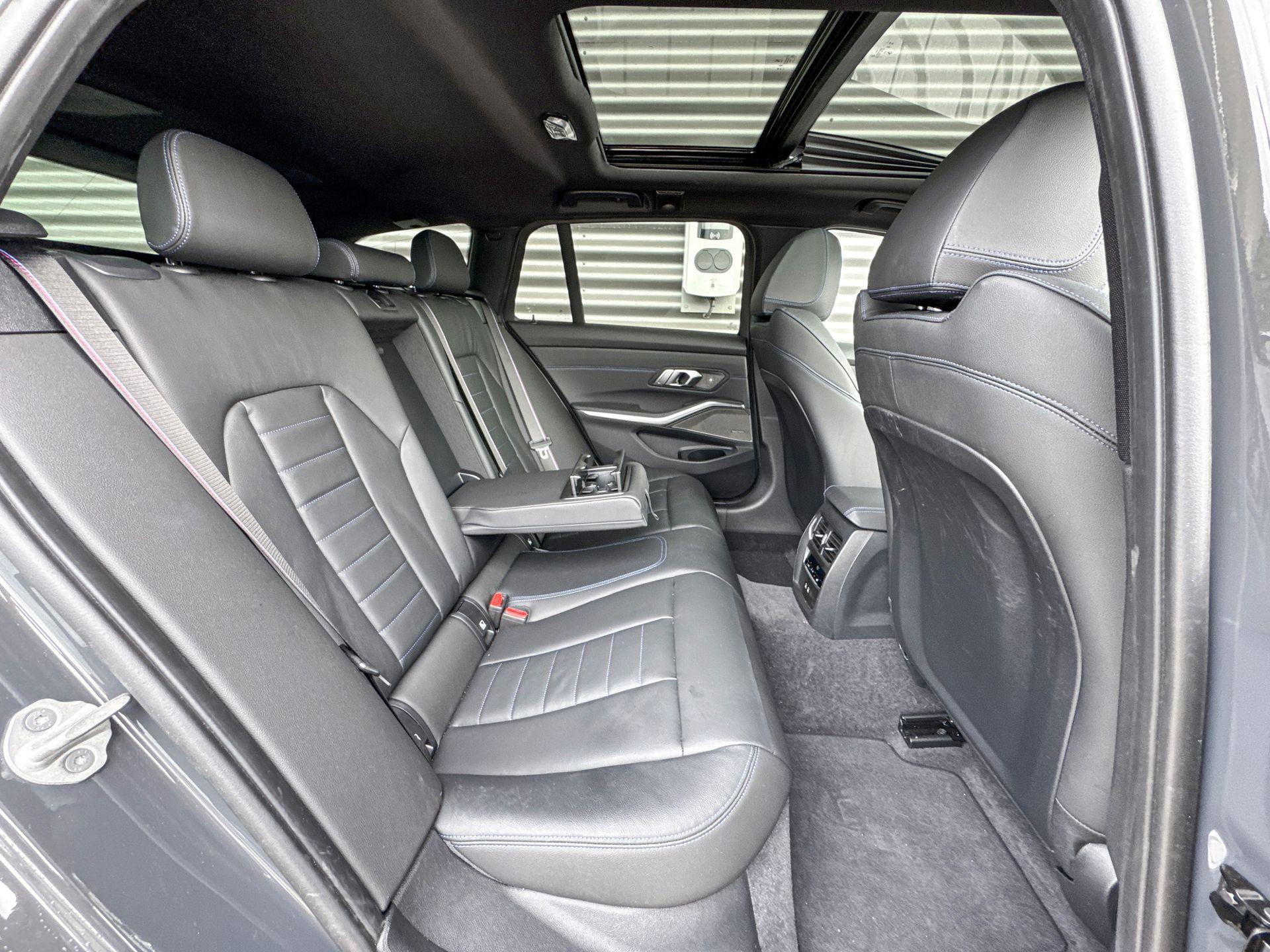 Foto van BMW 330e