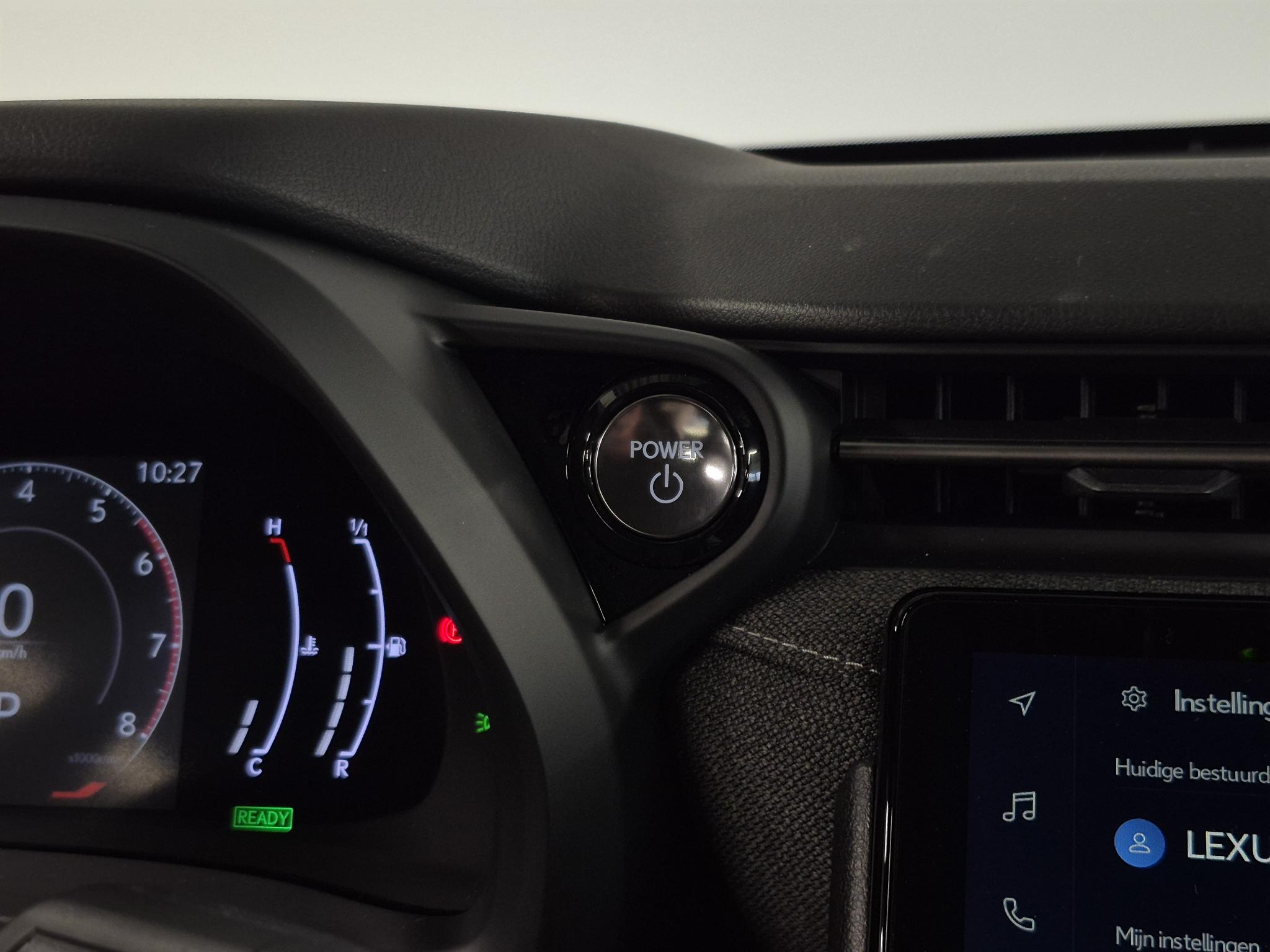 Foto van Lexus Lexus LBX