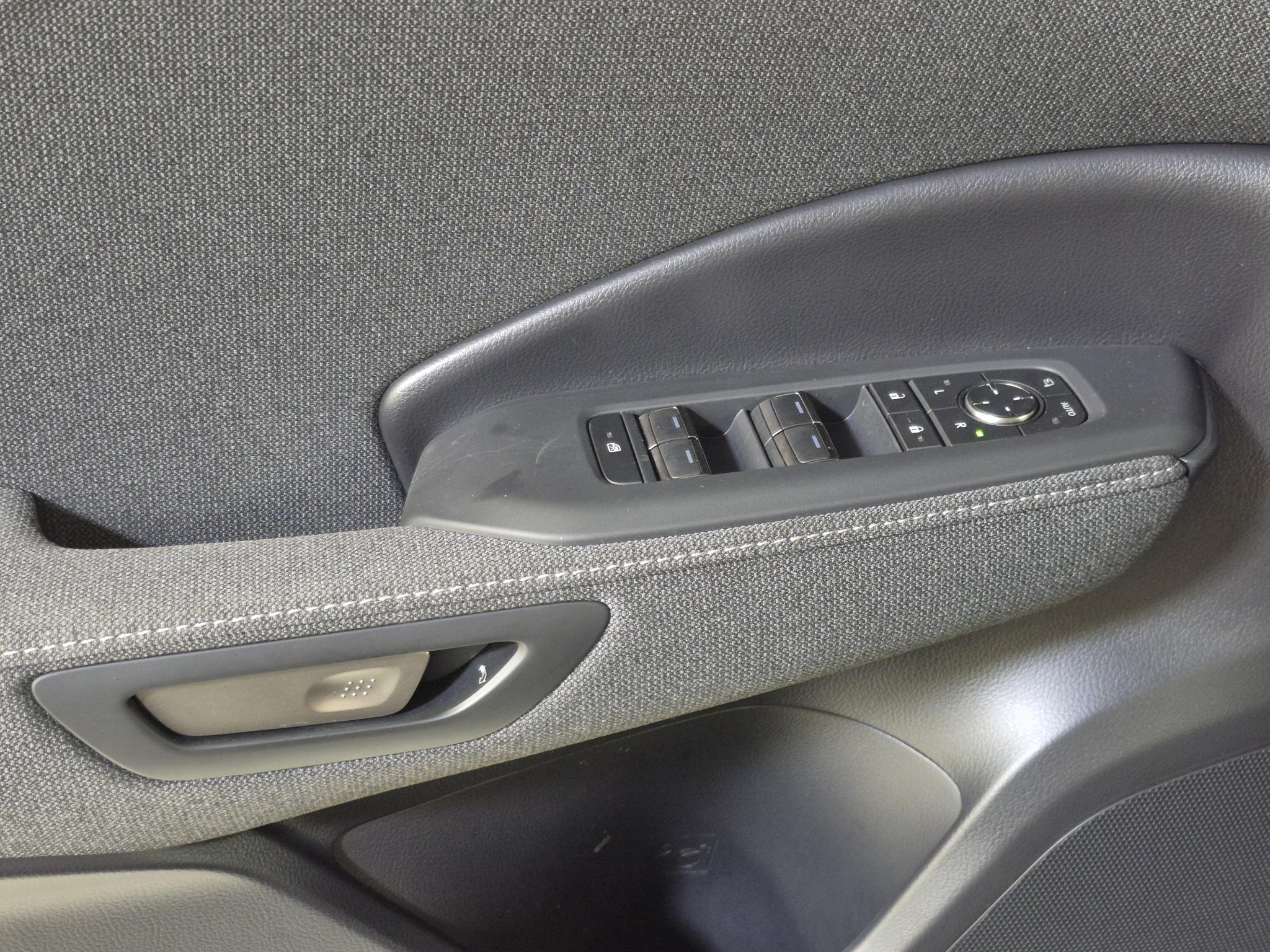 Foto van Lexus Lexus LBX
