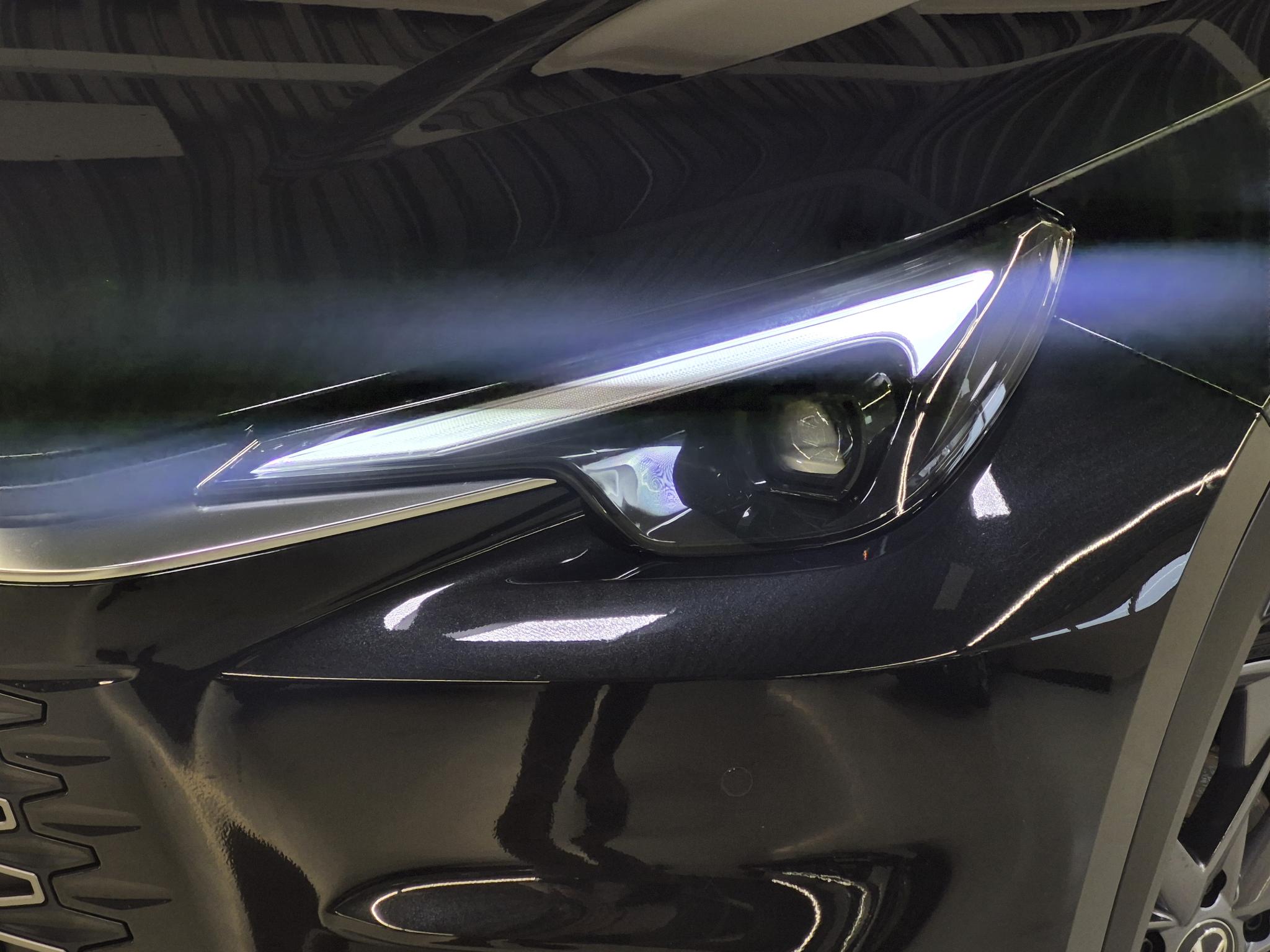 Foto van Lexus Lexus LBX