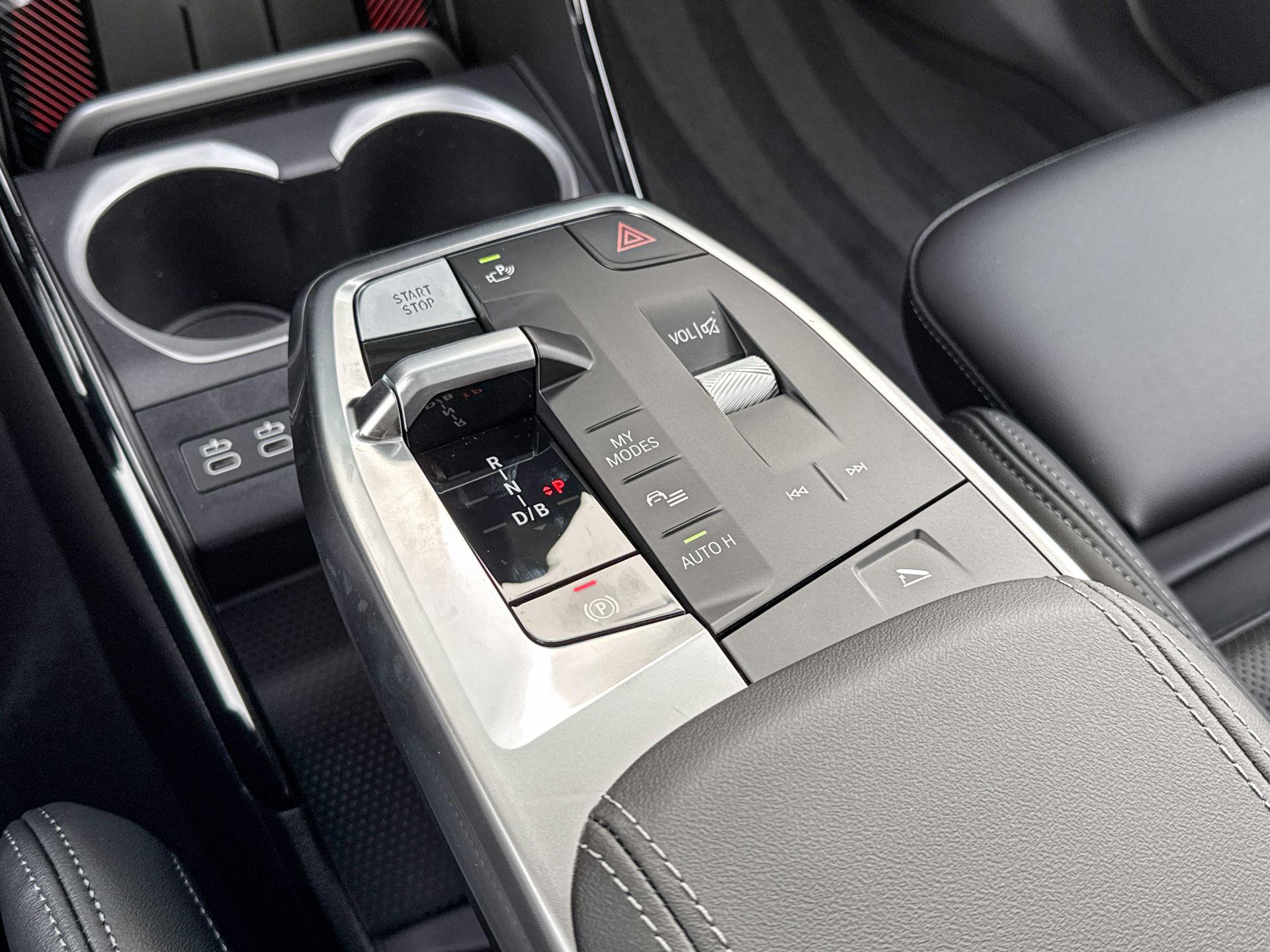 Foto van BMW Ix2 Edrive20