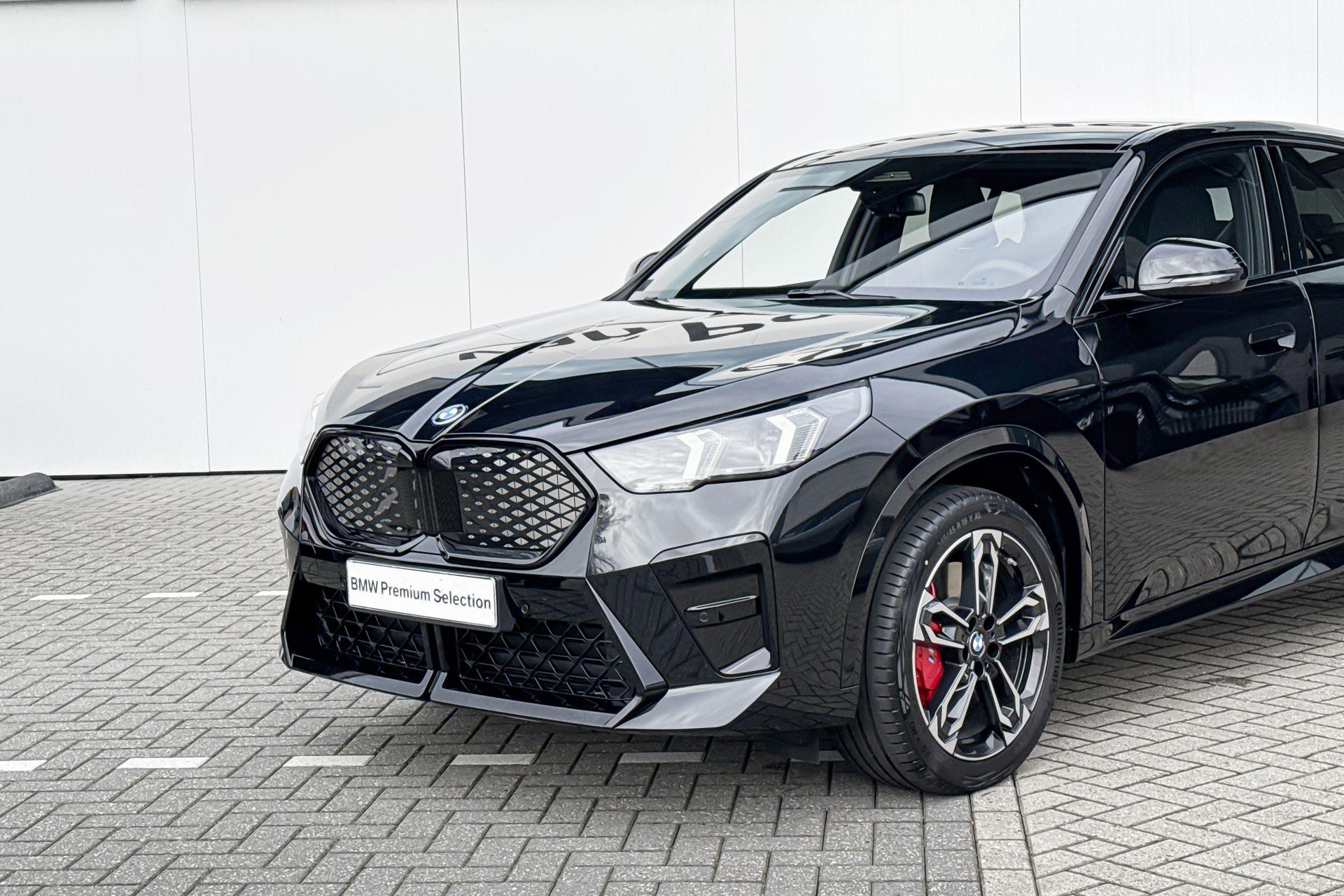 Foto van BMW Ix2 Edrive20