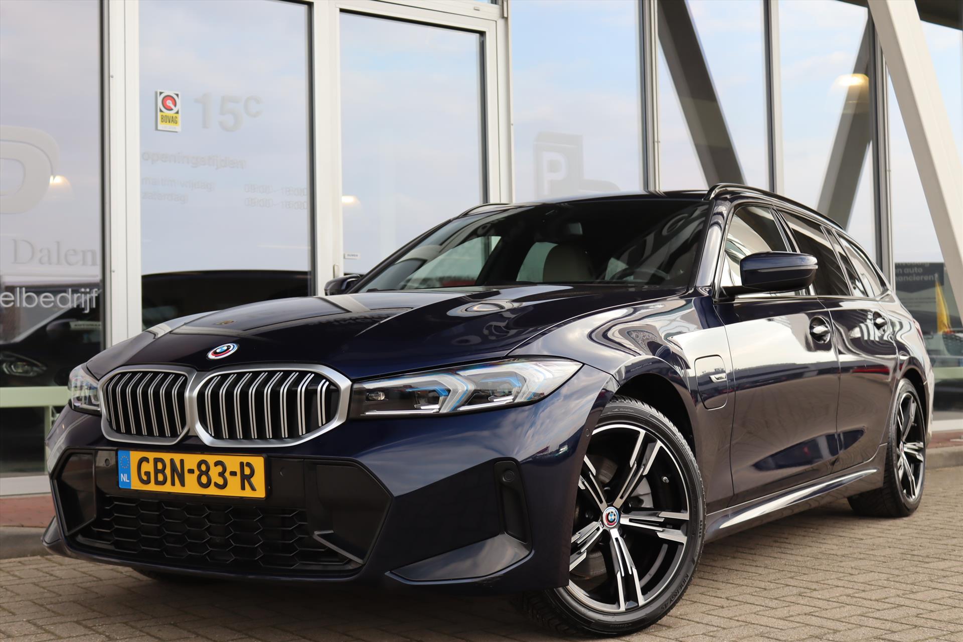 Foto van BMW 330e xDrive