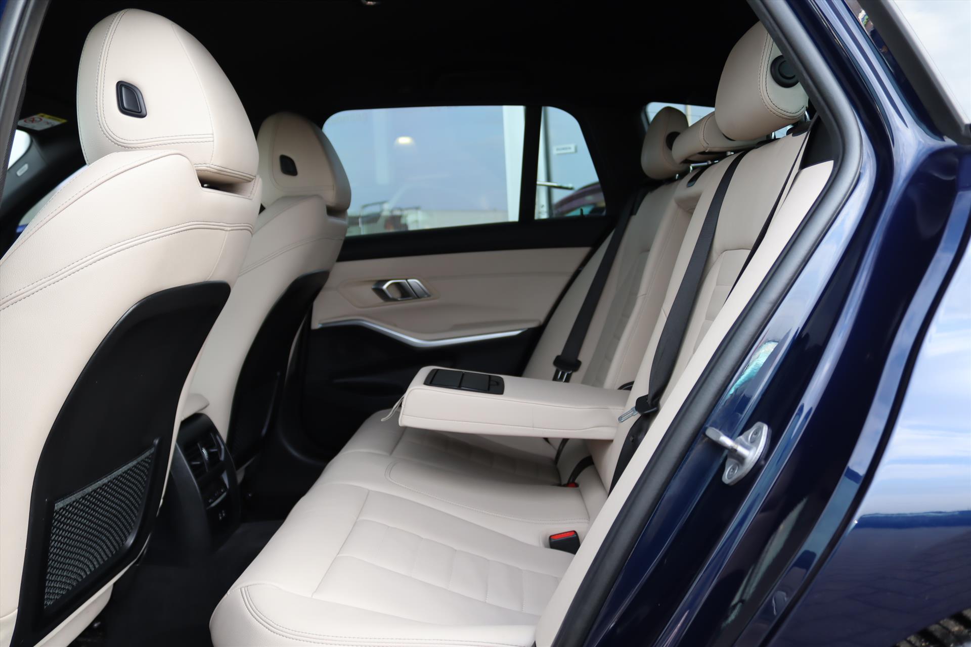 Foto van BMW 330e xDrive