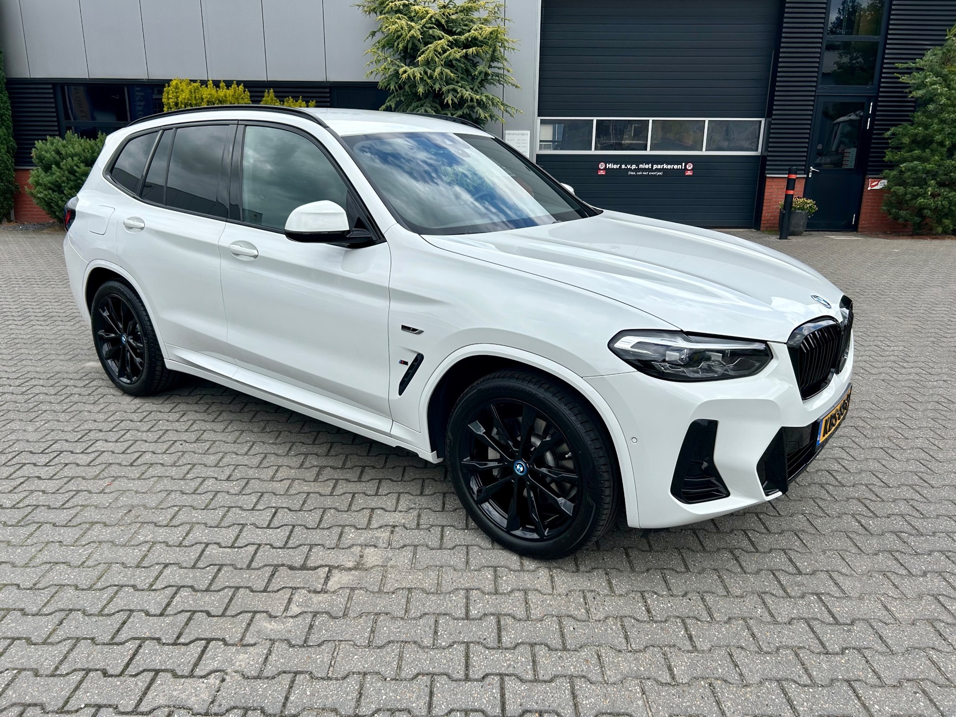Foto van BMW X3 Xdrive30e