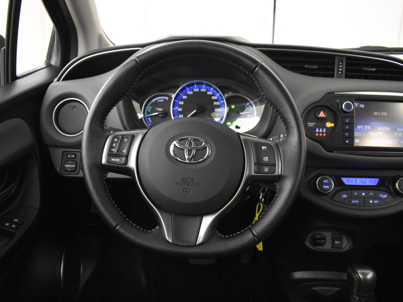 Foto van Toyota Toyota Yaris Hybrid