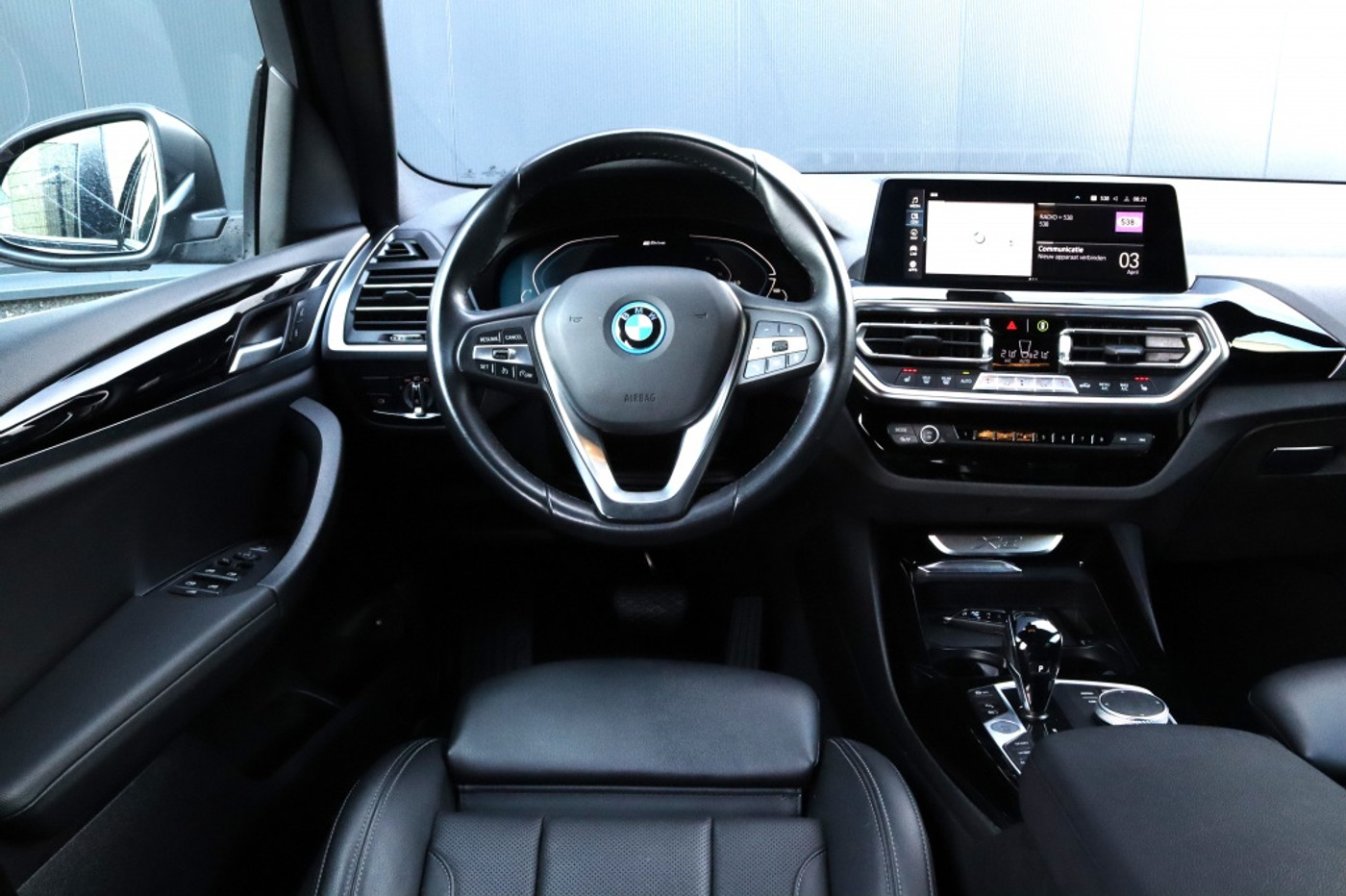 Foto van BMW X3 Xdrive30e